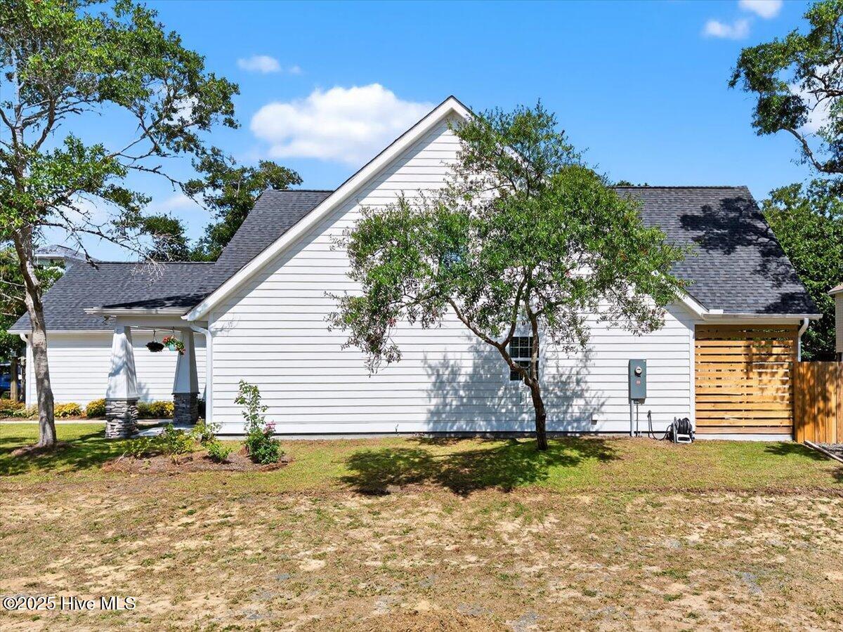 2101 E Oak Island Drive, Oak Island, NC 28465 – photo 12: 63-kahunaphoto.com (45 of 59)