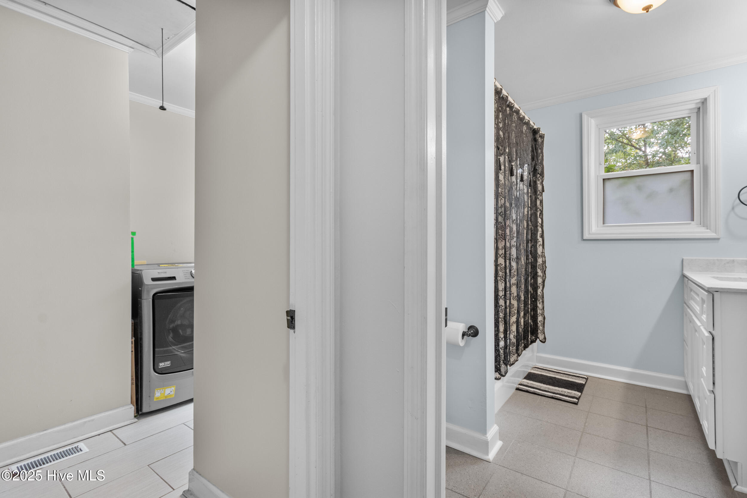 100520819 | Photo 20