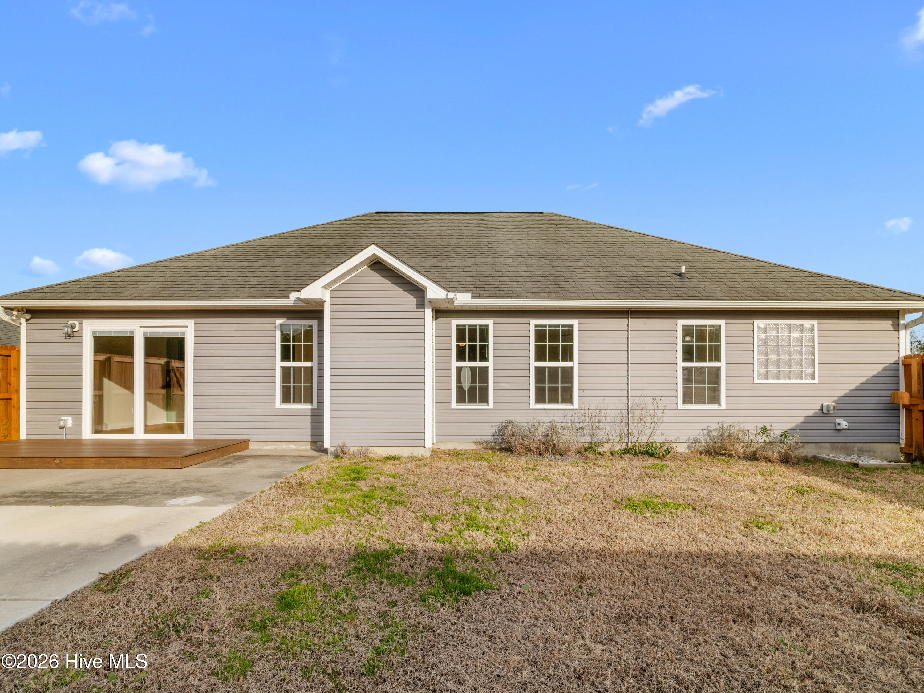 100547952 | Photo 33