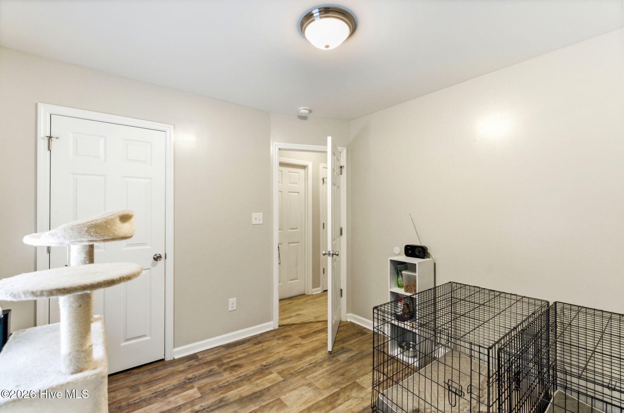 100563637 | Photo 27