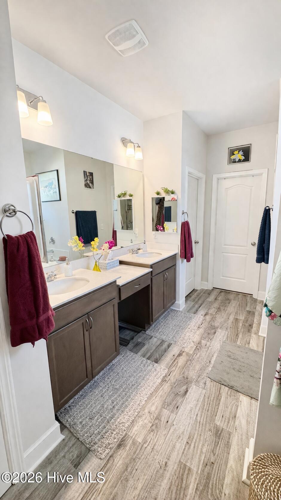 100564656 | Photo 11