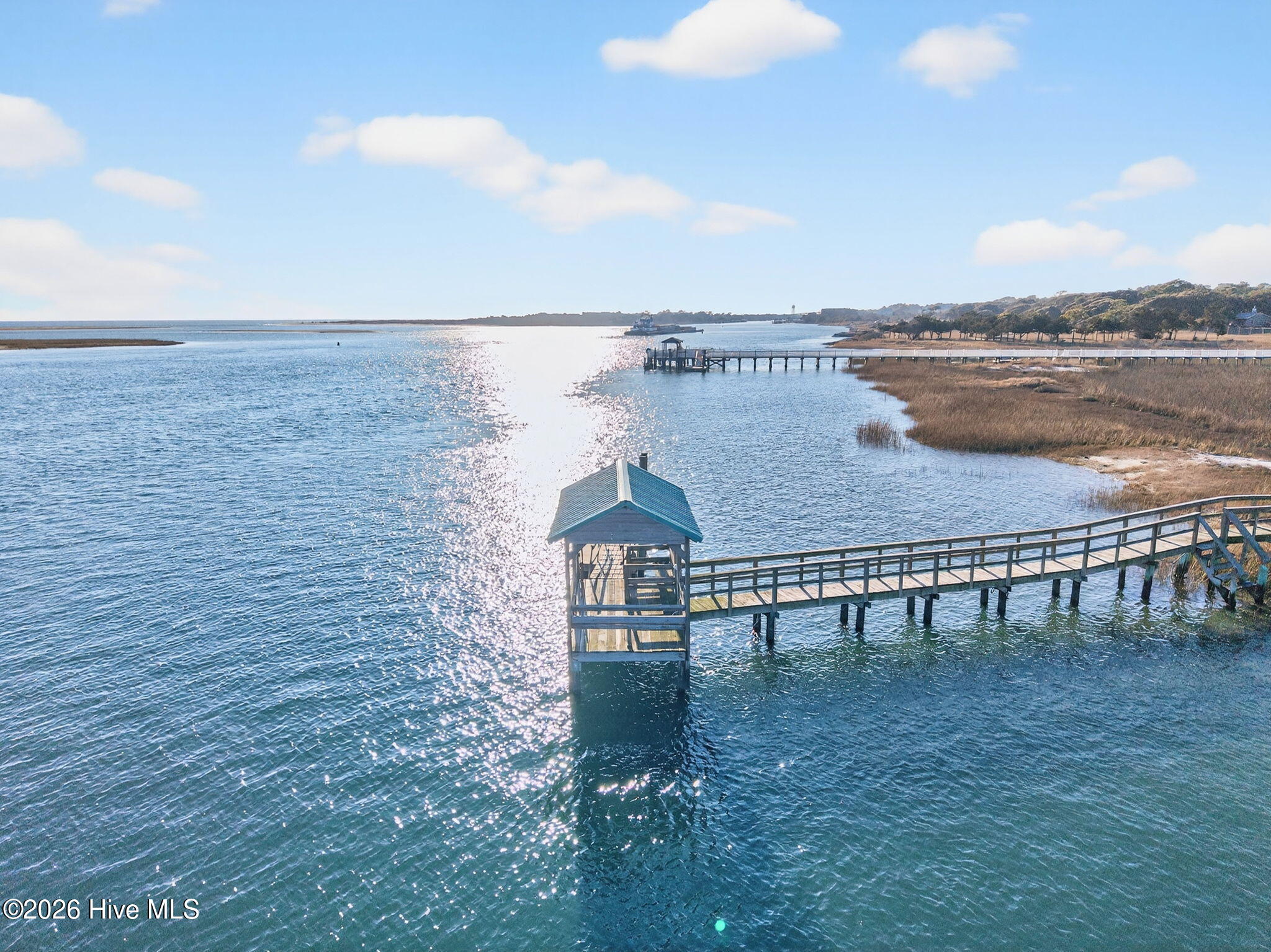 100555125 | Photo 58