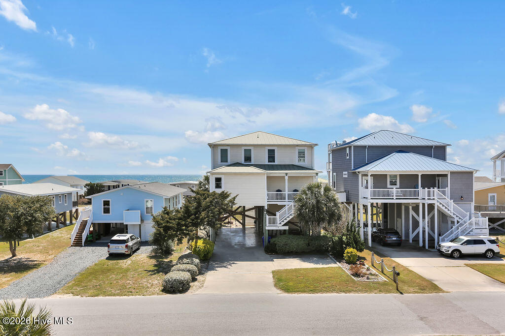 100565368 | Photo 21