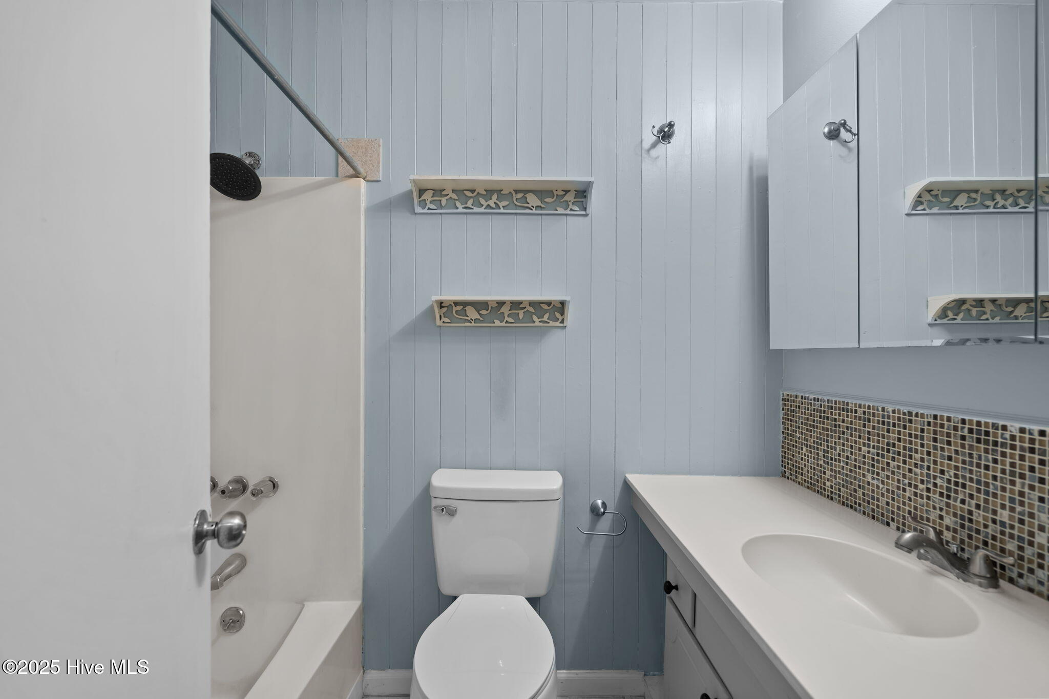 100531423 | Photo 27