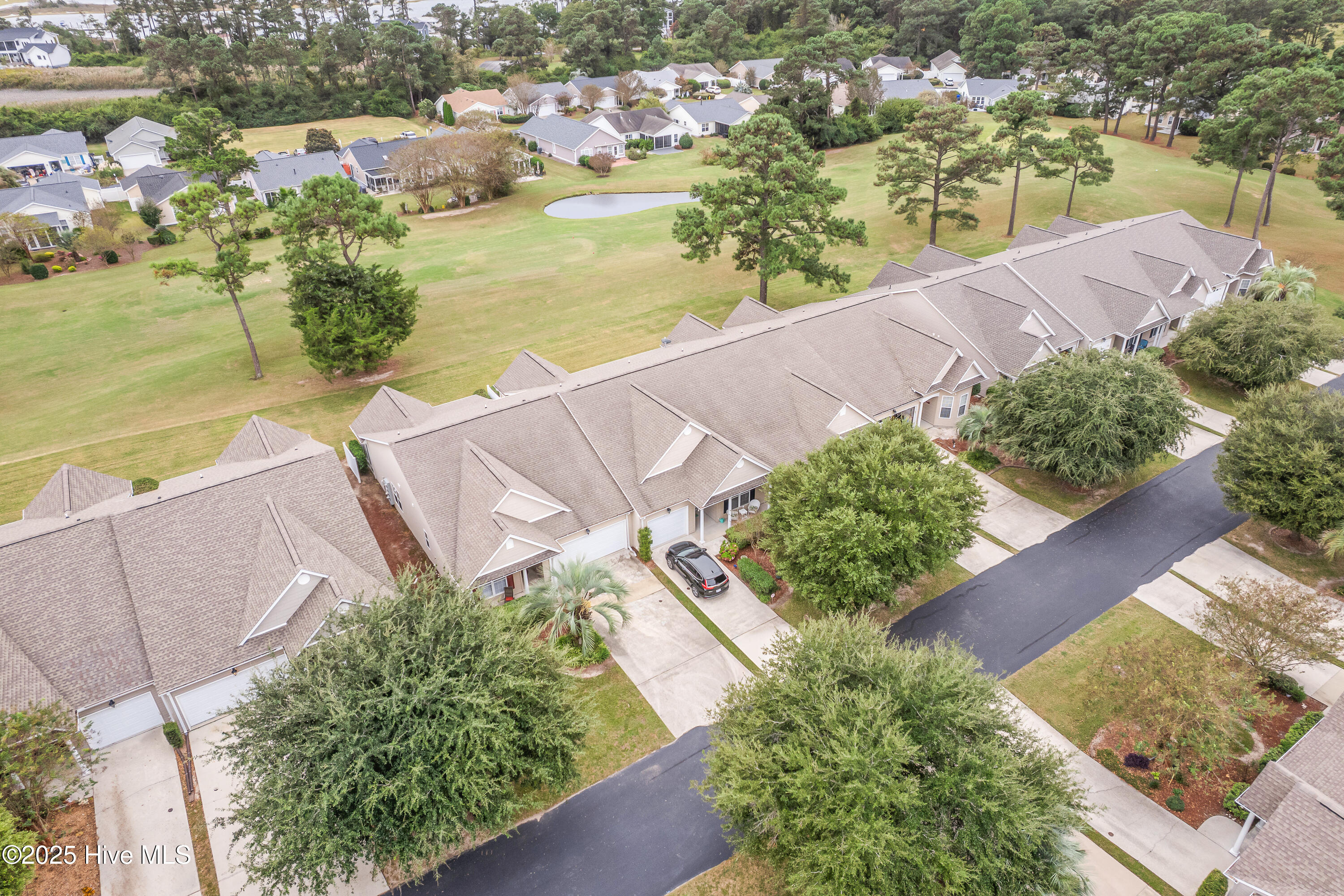 100537164 | Photo 45