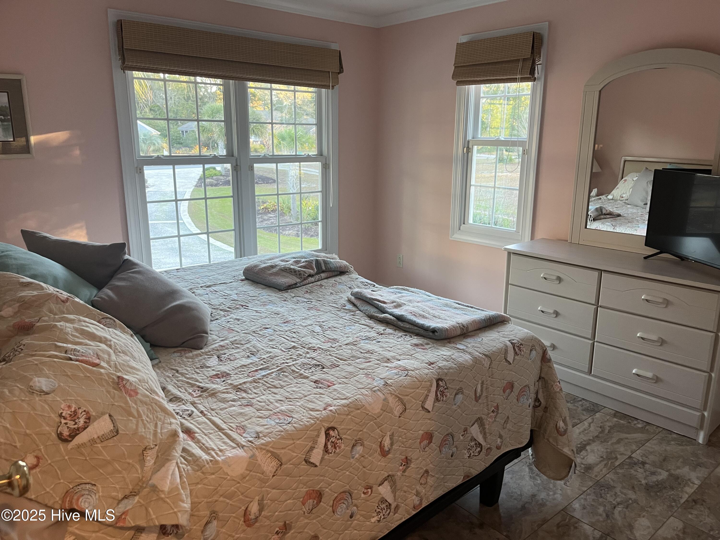 100540597 | Photo 30