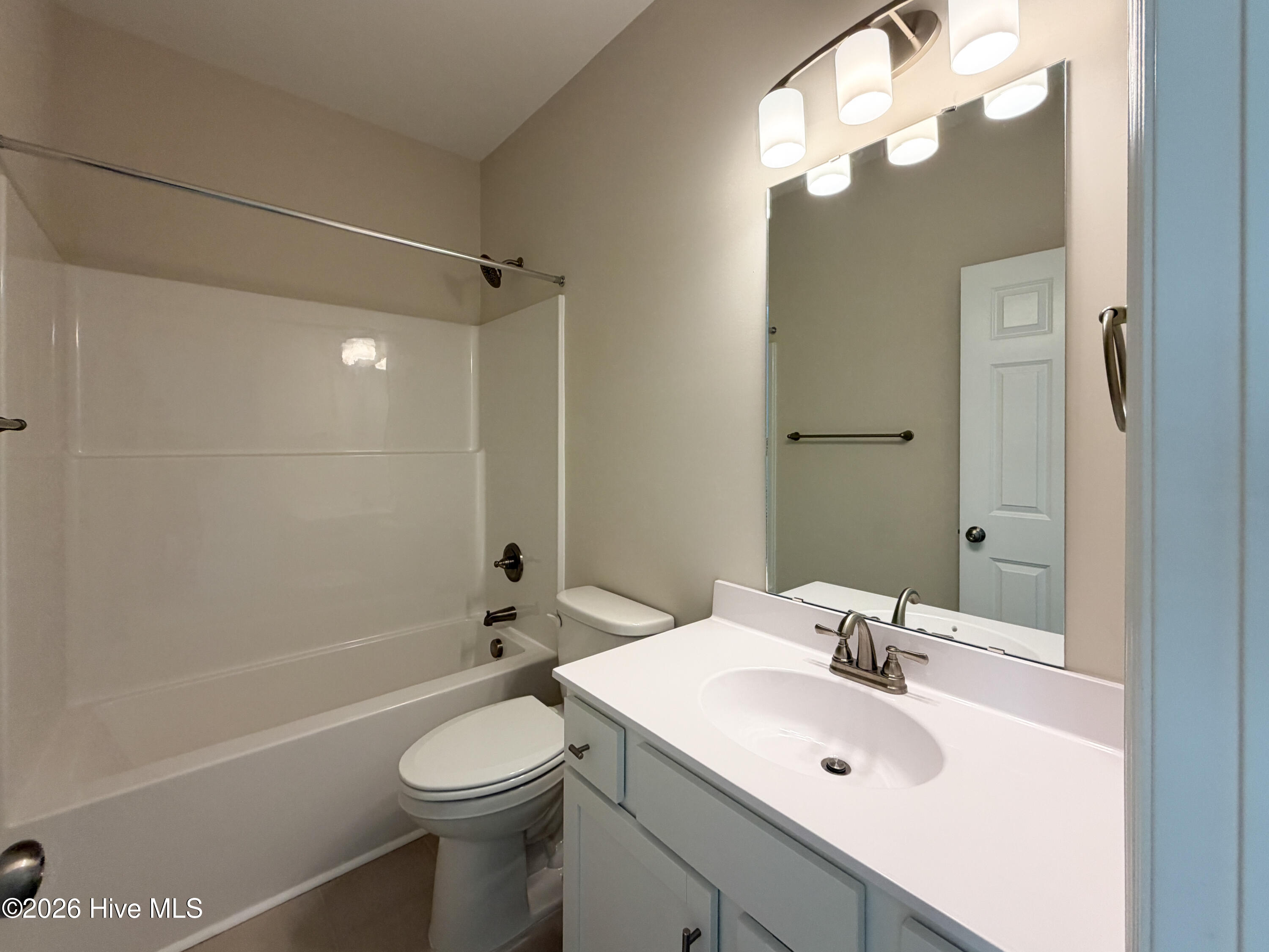 100552210 | Photo 14