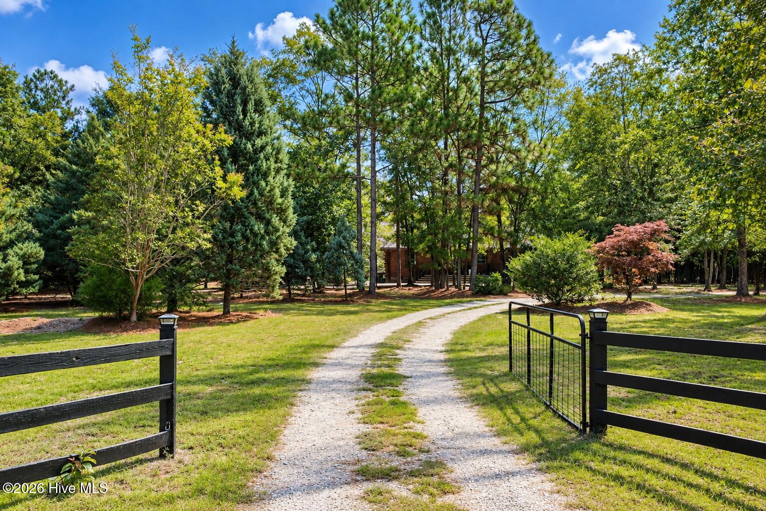 Photo 3 of Single family home for sale at 2033 Green Pond Rd, Aiken, SC 29803 | MLS# 100602980 | Listing updated on 2026-10-05