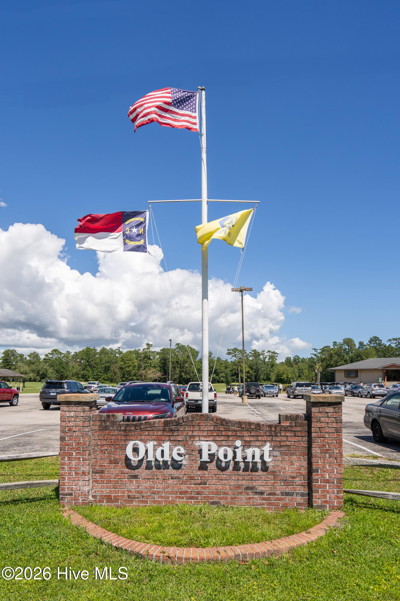 100562679 | Photo 50