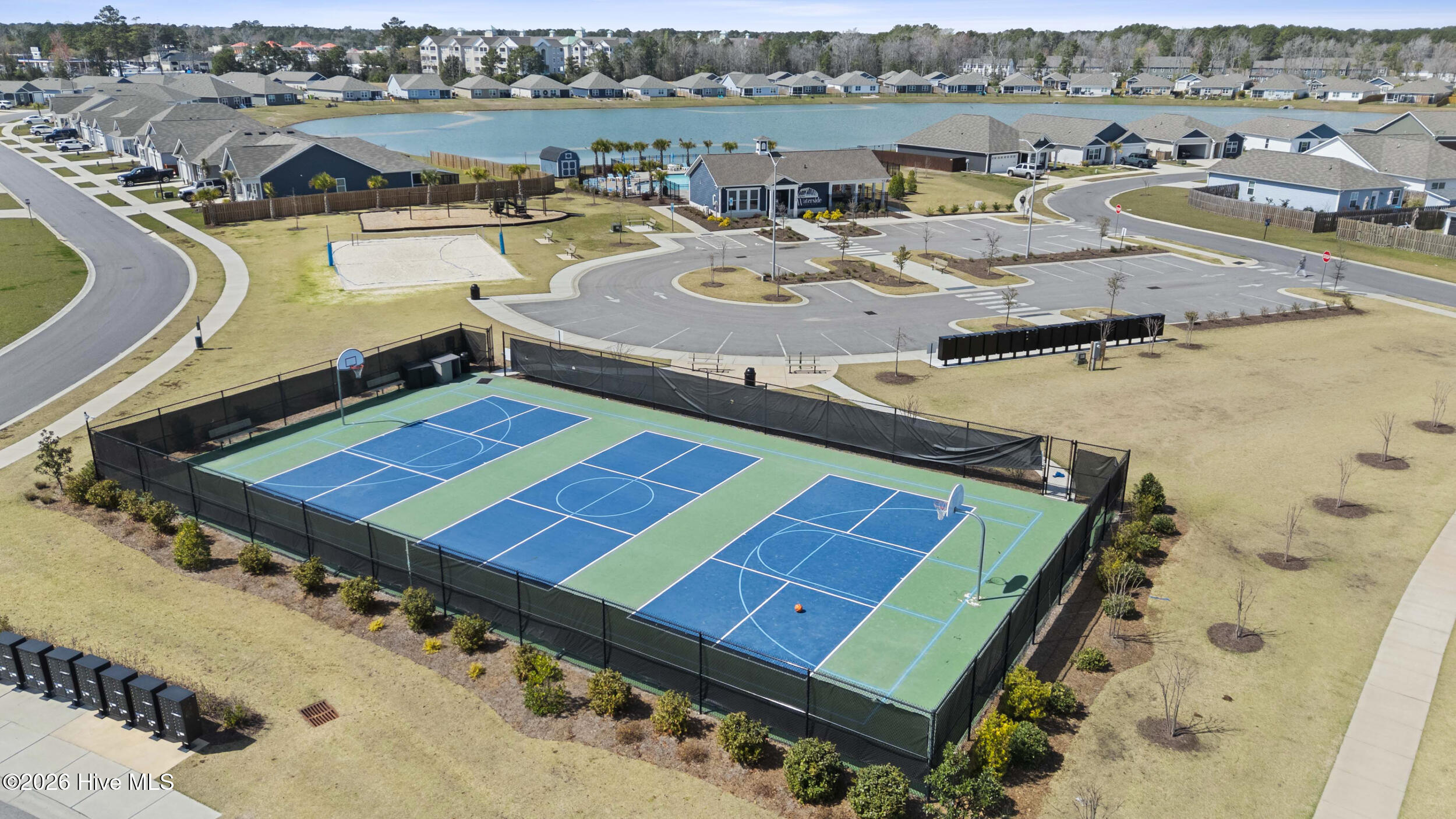 100561836 | Photo 57