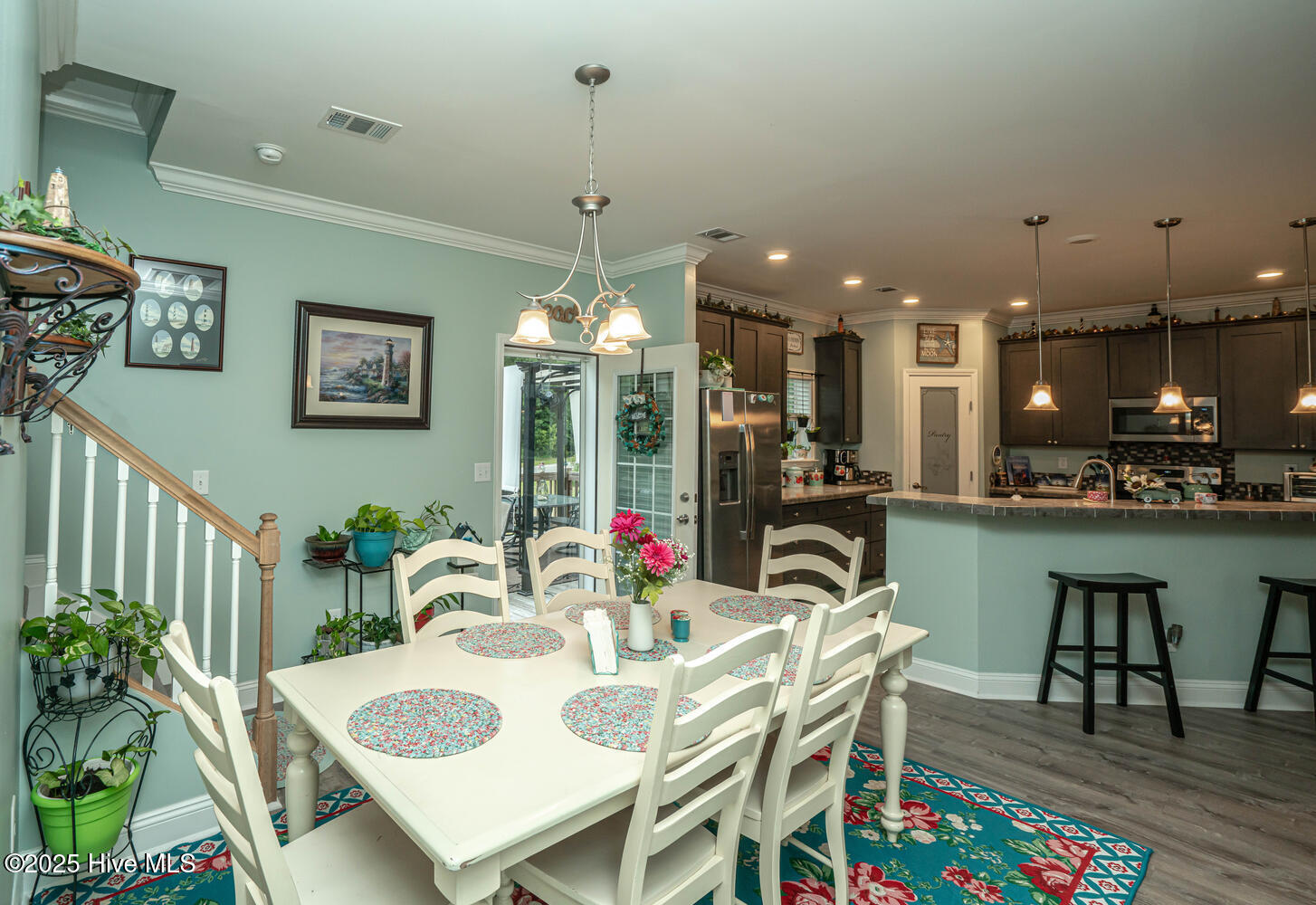 100522002 | Photo 17