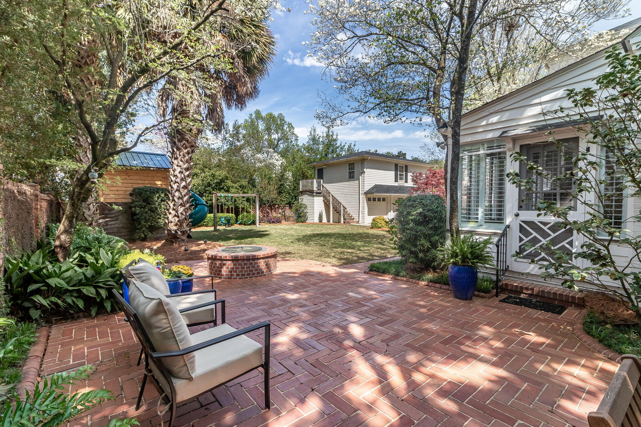 63-web-or-mls-2421 WALTON WAY ©-4237