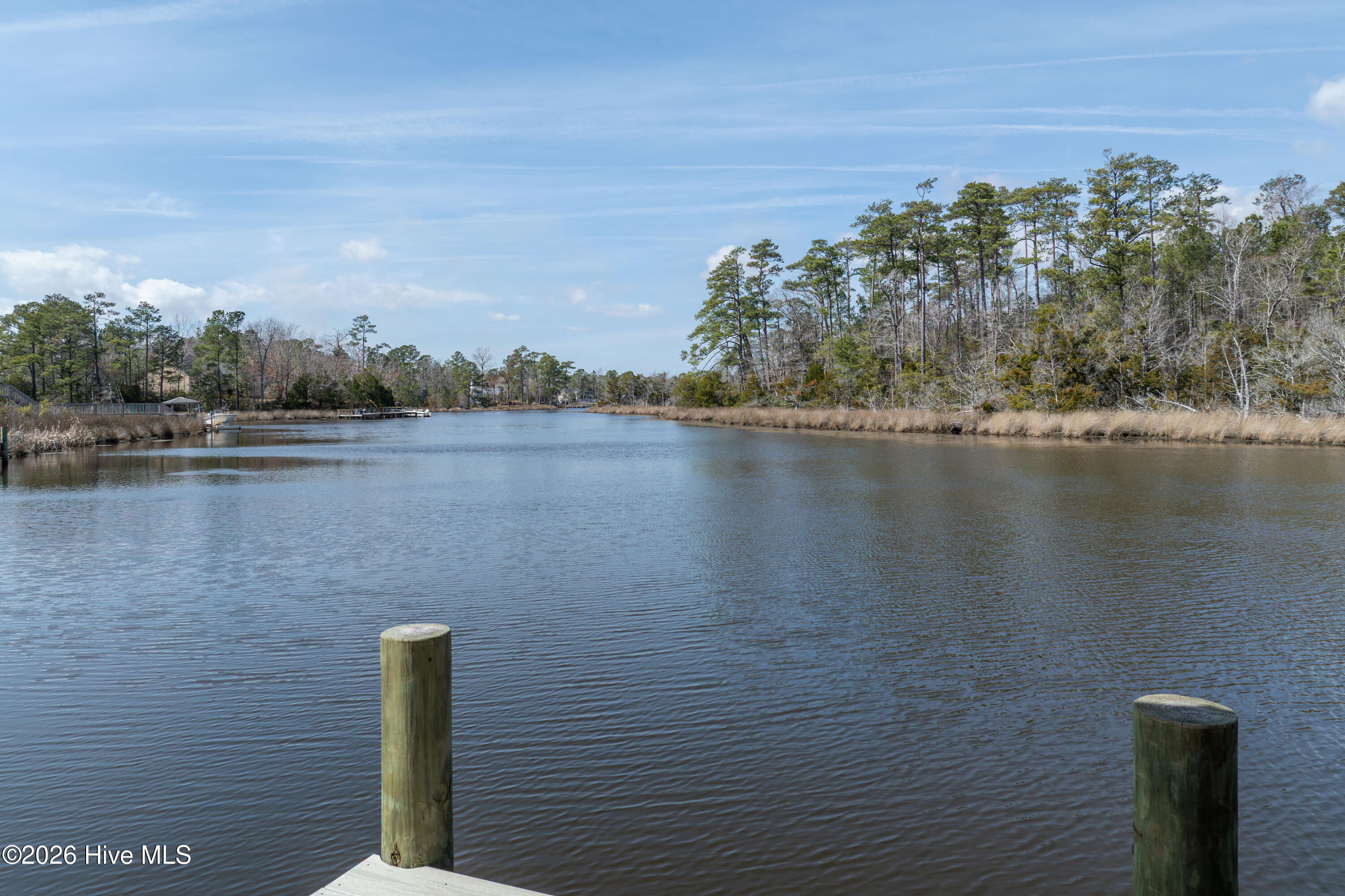 100557107 | Photo 63