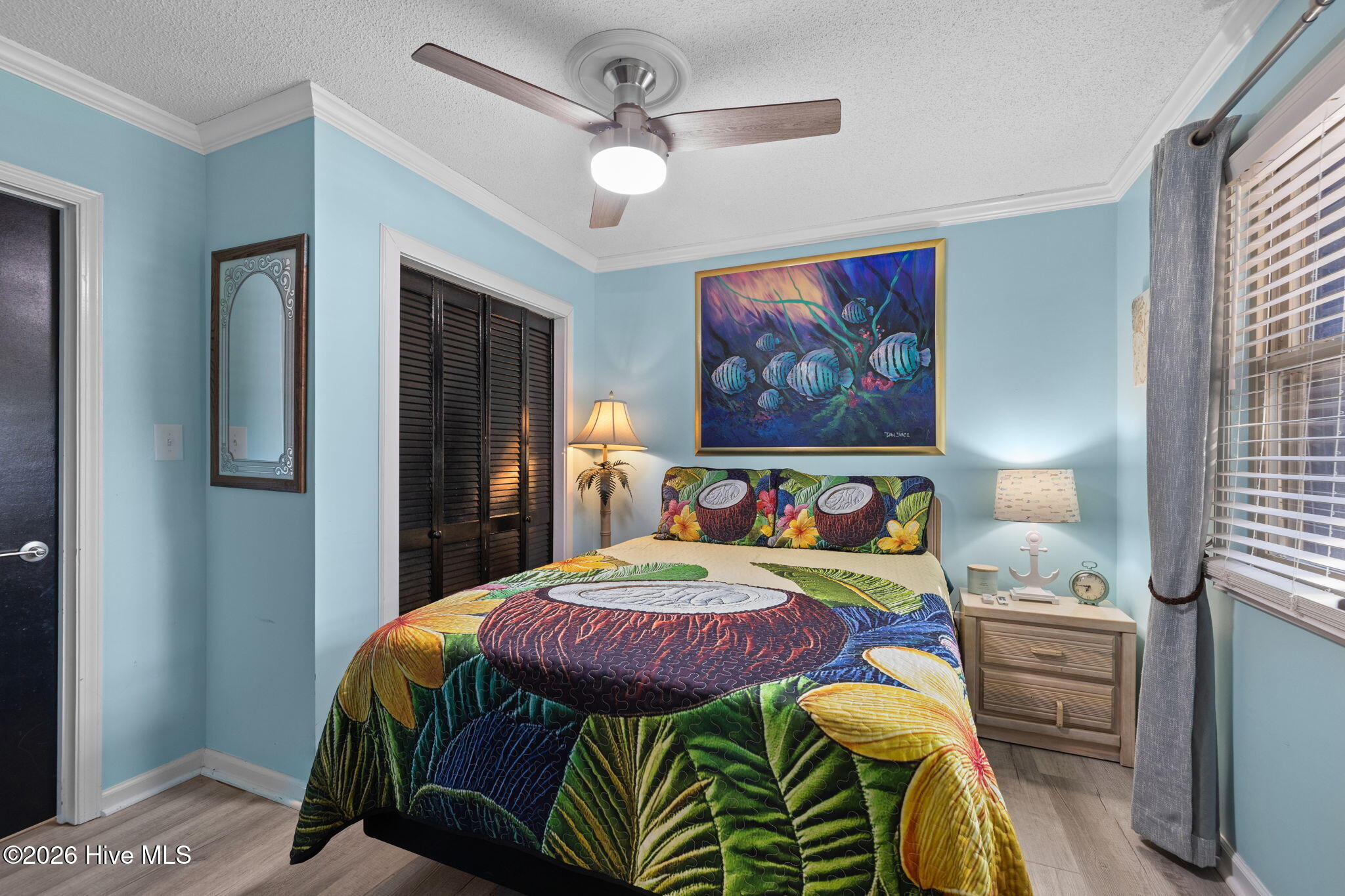 100553016 | Photo 31