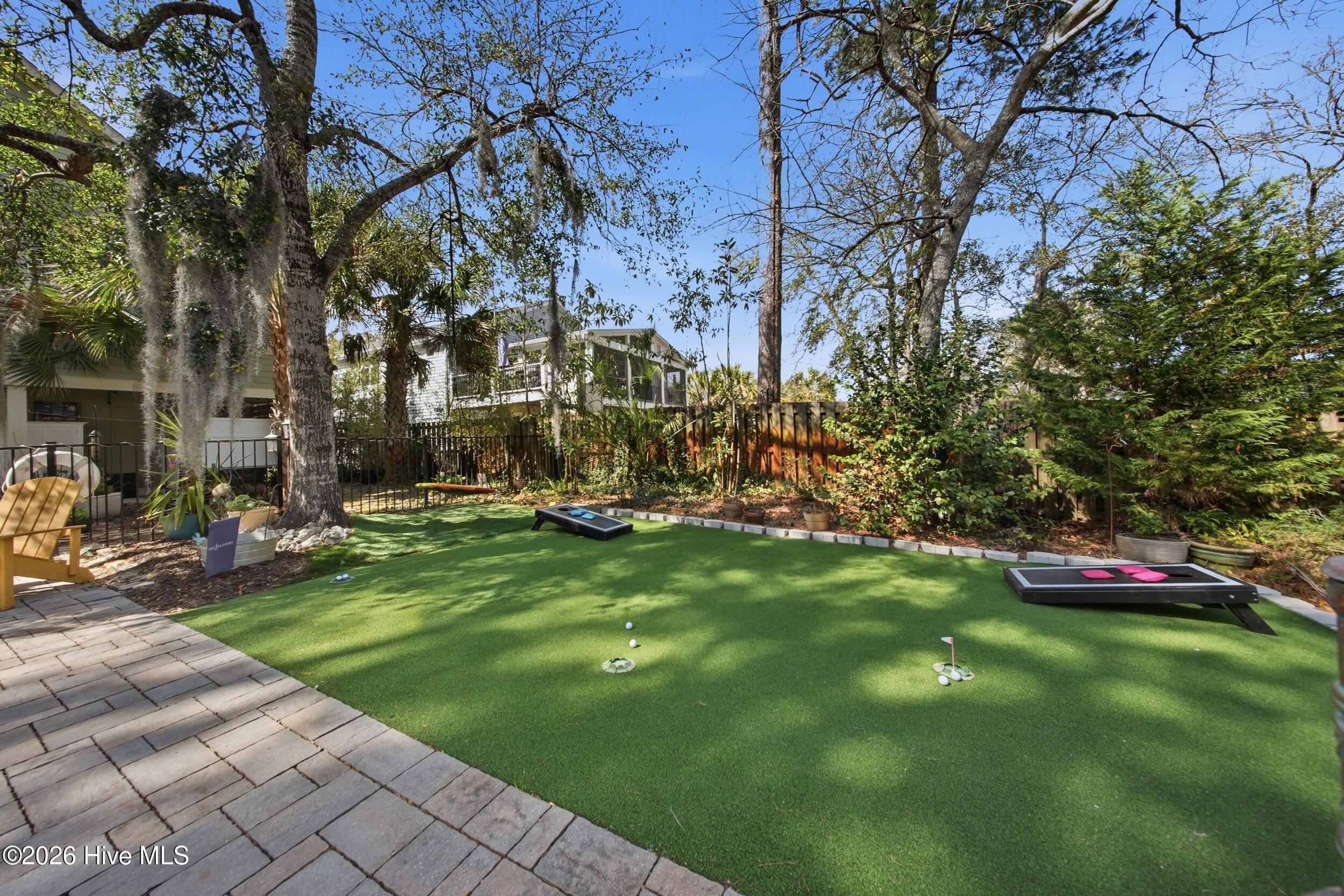 100561155 | Photo 68