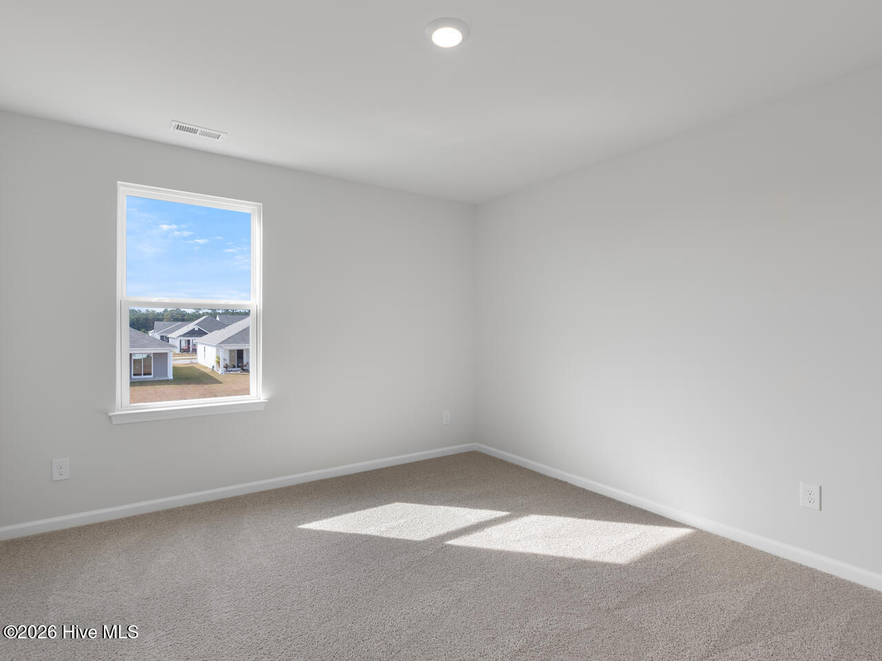 100556941 | Photo 30