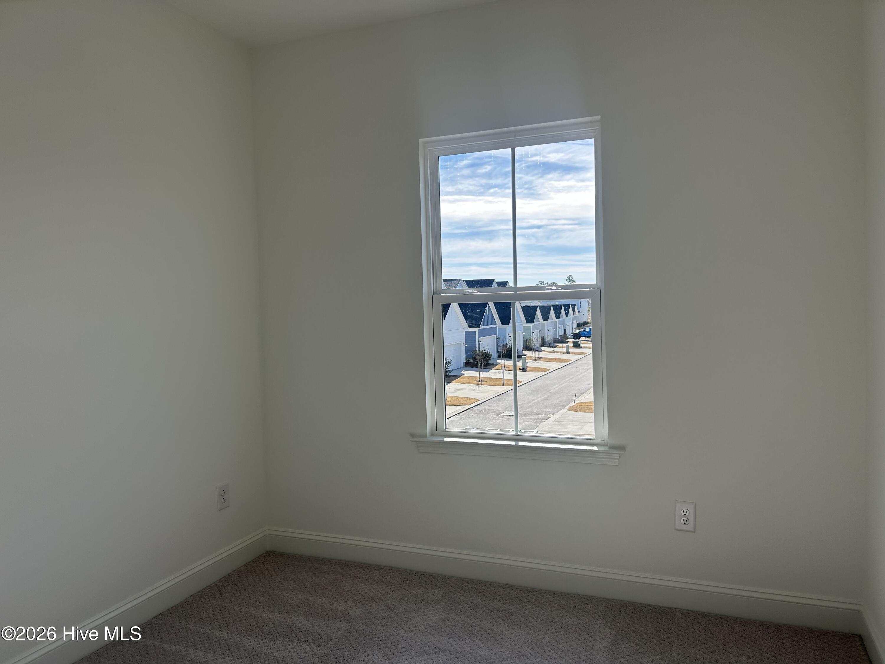 100540723 | Photo 12