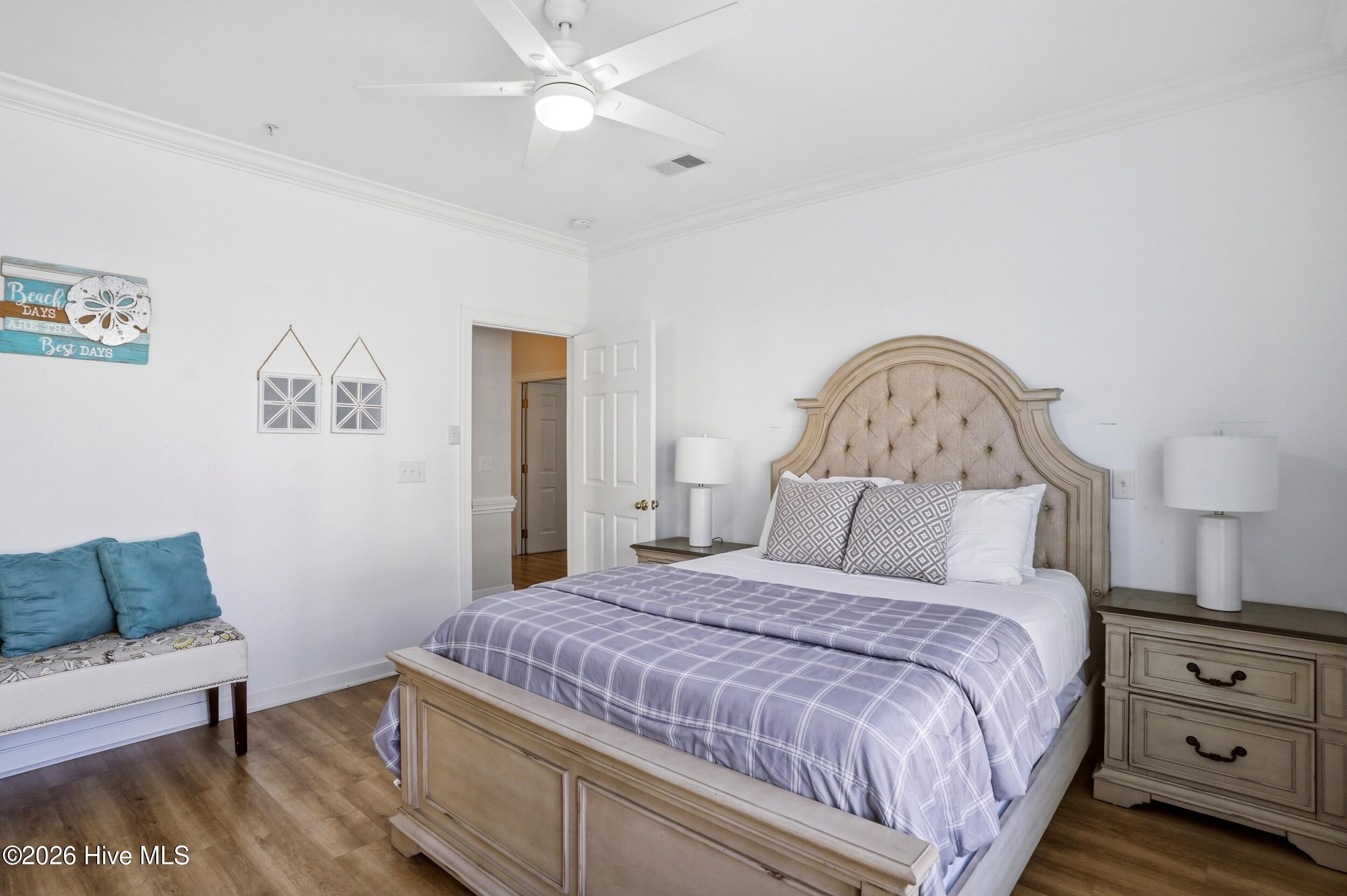 100567598 | Photo 16