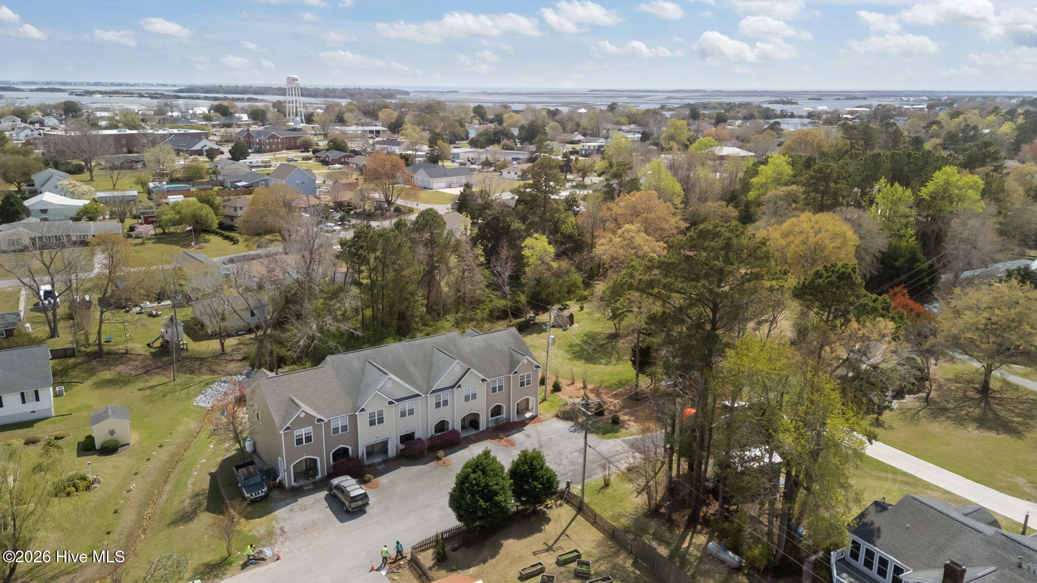 100563146 | Photo 44