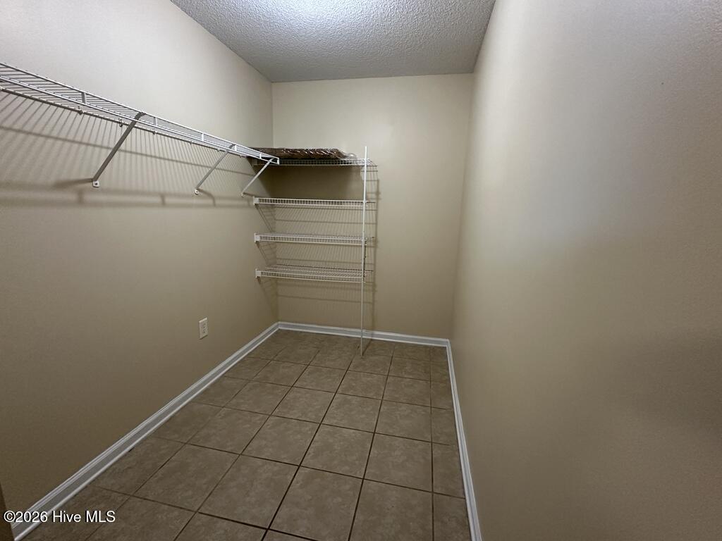 100556364 | Photo 12