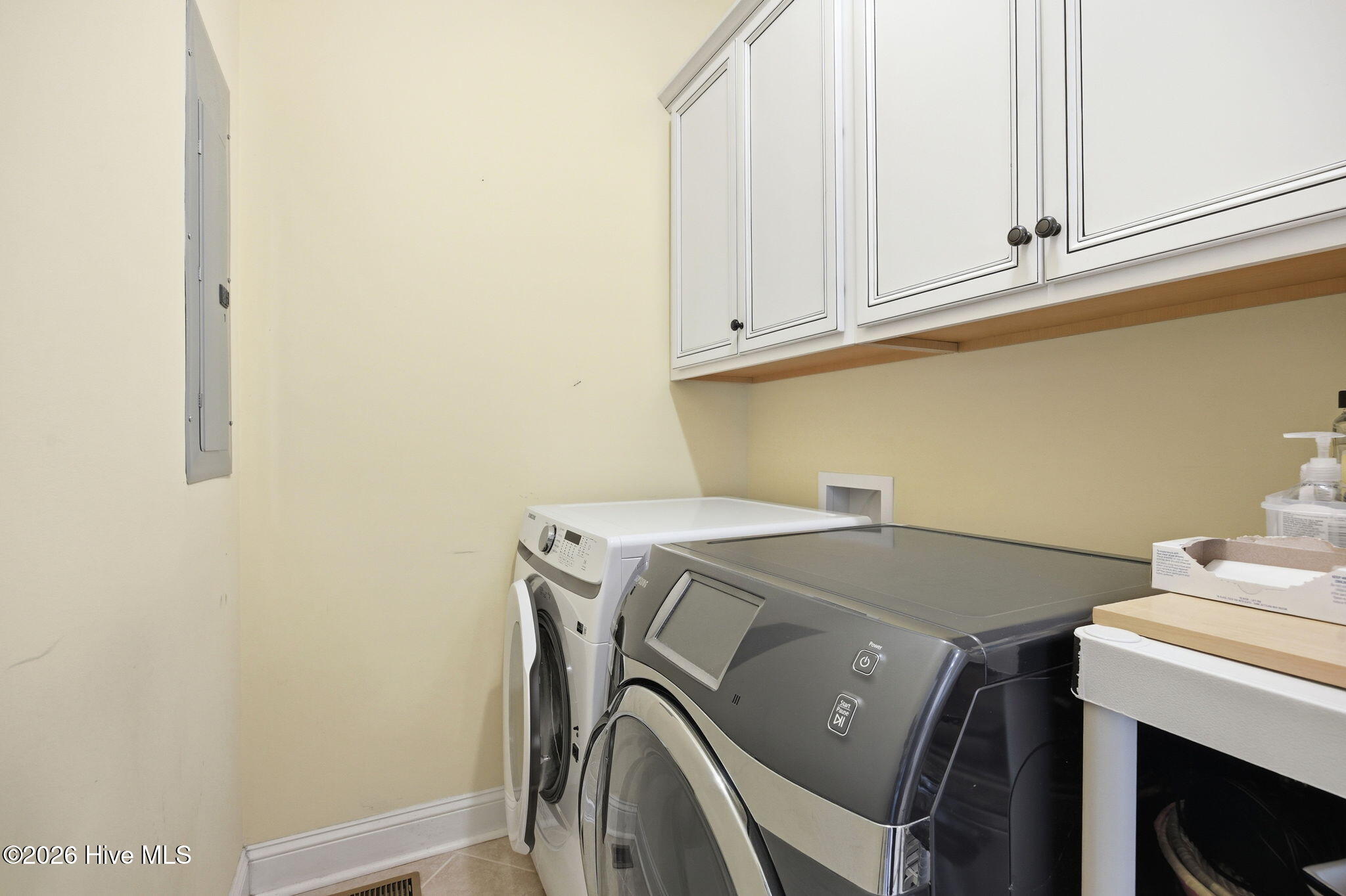 100569649 | Photo 22