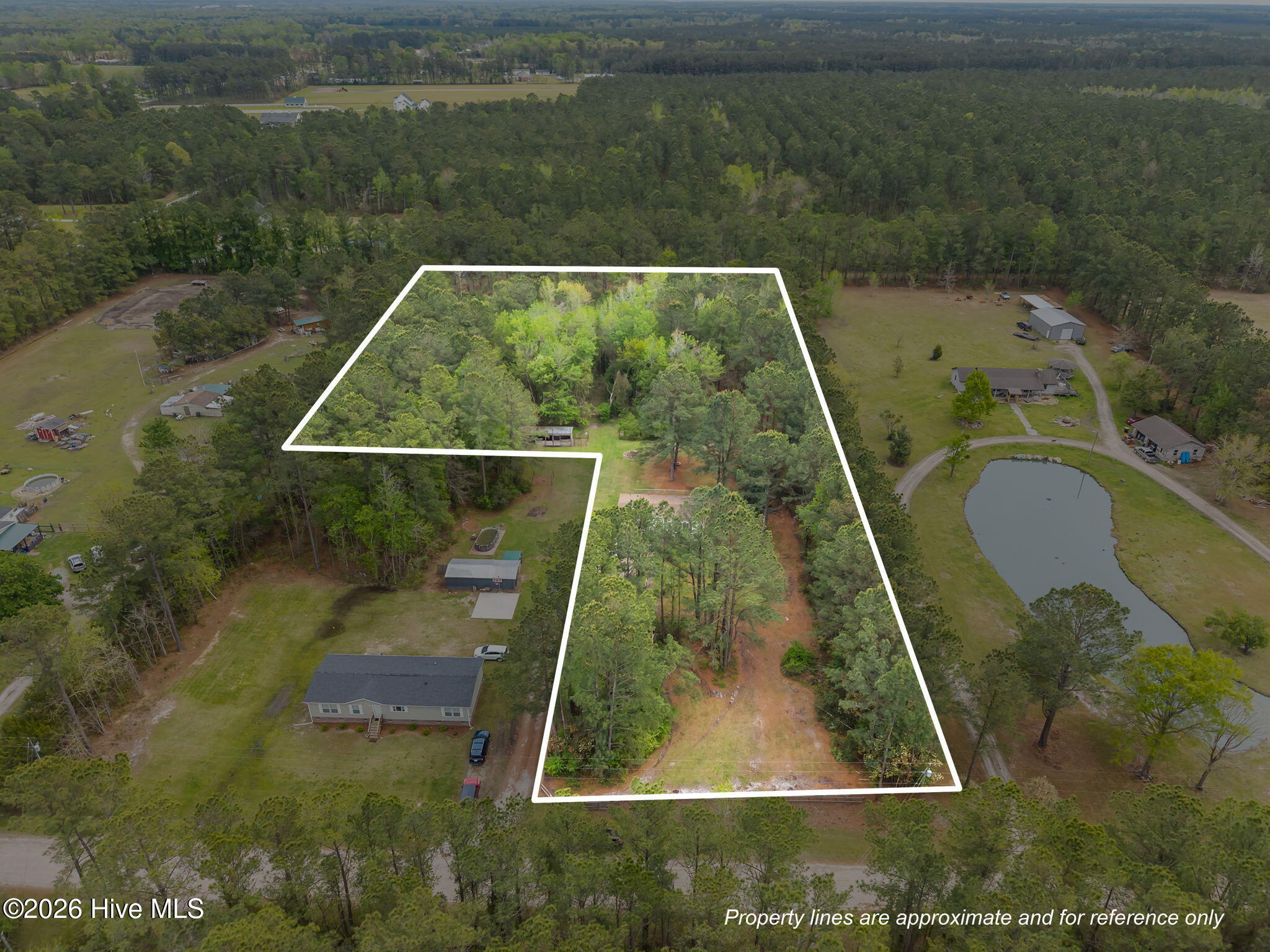 1161 Gibson Branch Road, Maysville, NC 28555 – photo 3: 1161 Gibson Branch Road, Maysville, NC