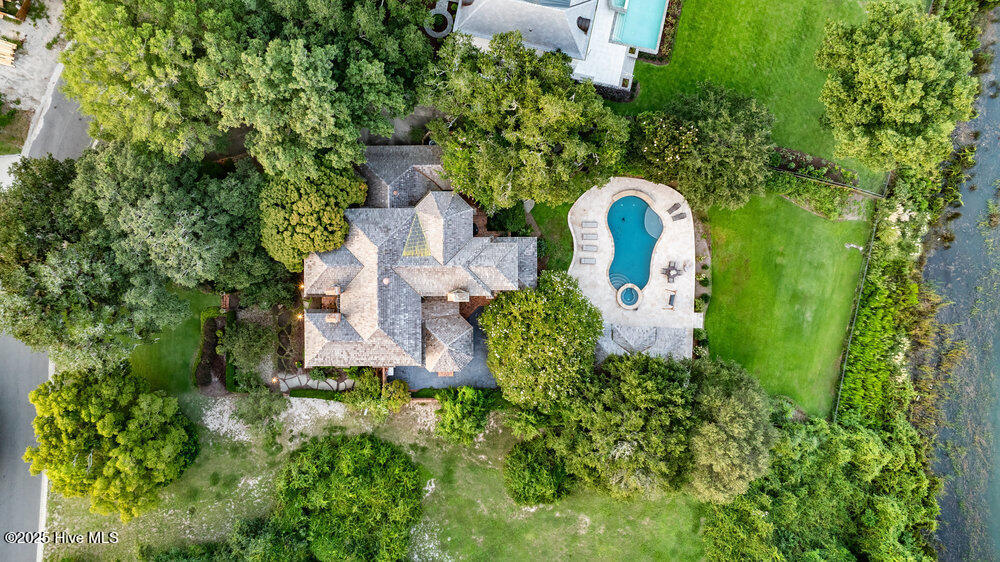 100544850 | Photo 87