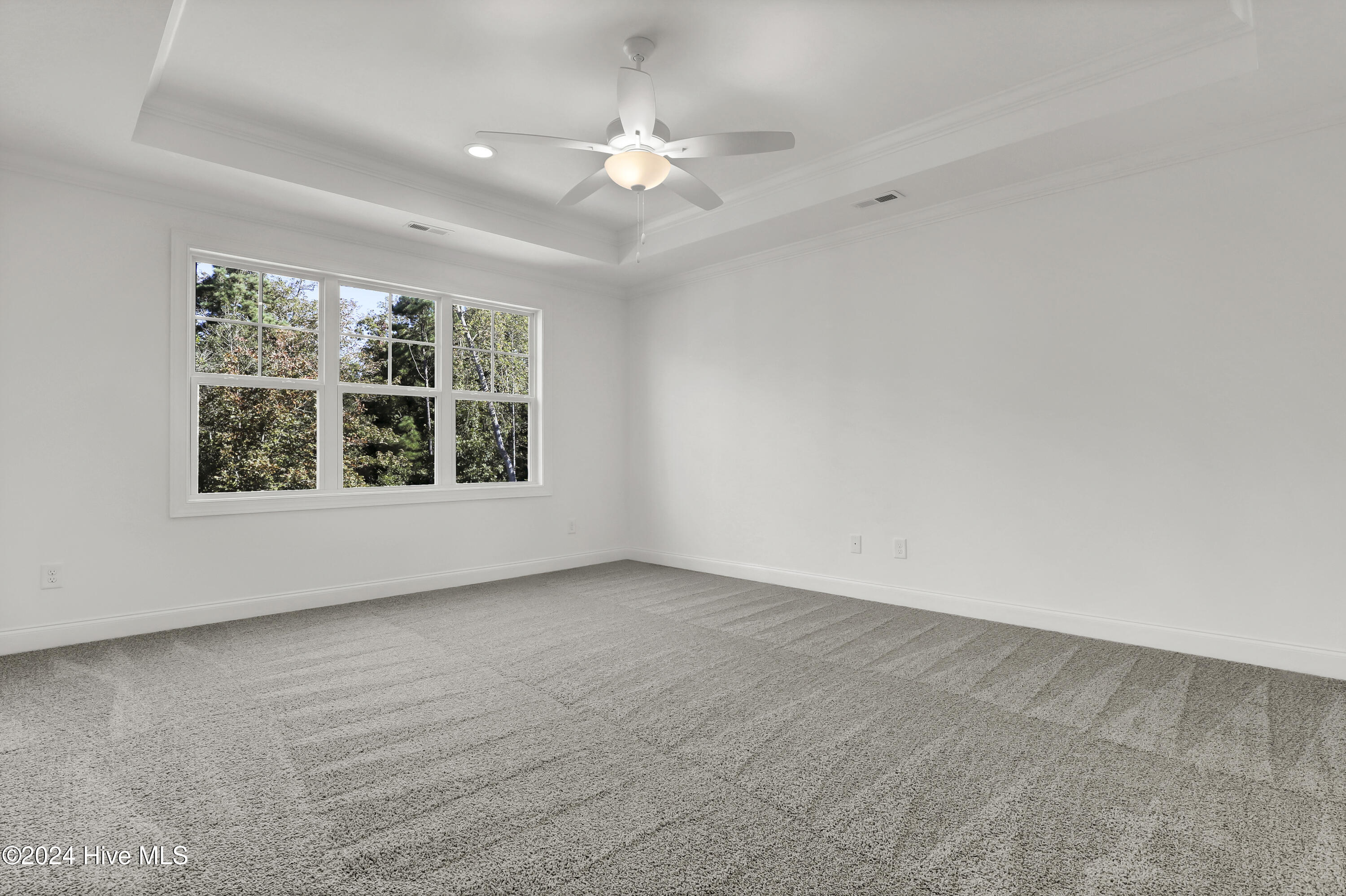 100477041 | Photo 17