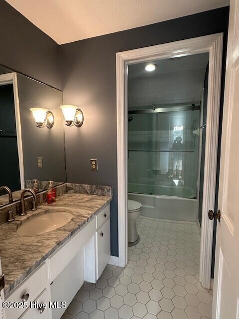 100505864 | Photo 44