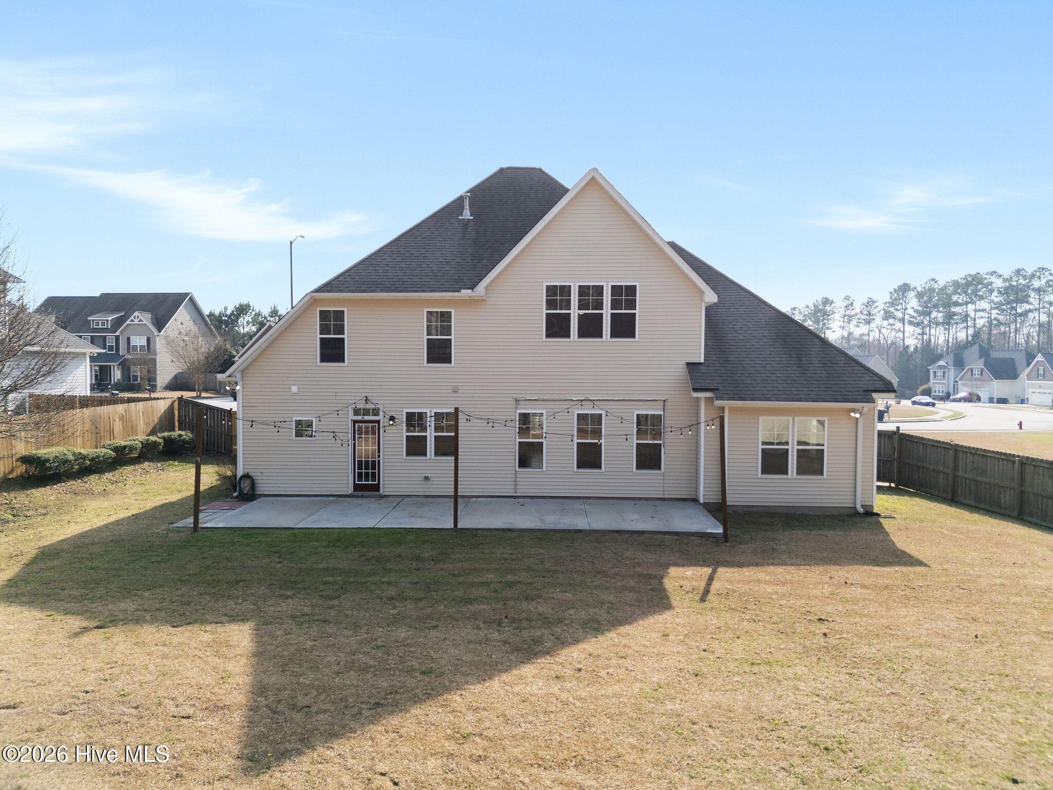 100558662 | Photo 63