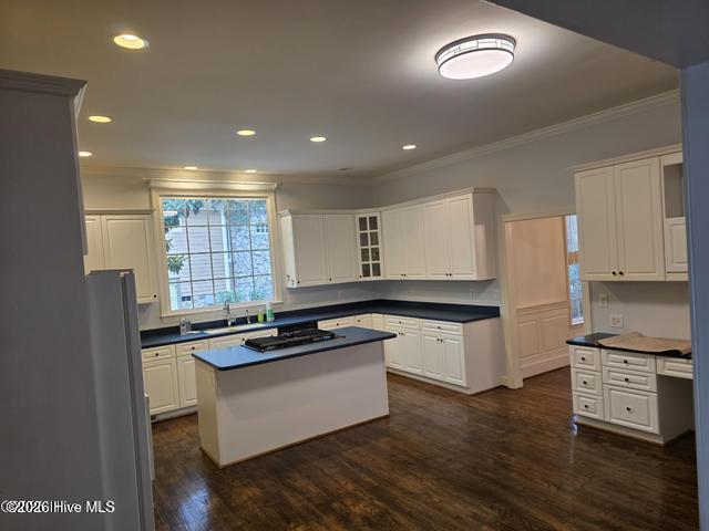 3931 members kitchen 1