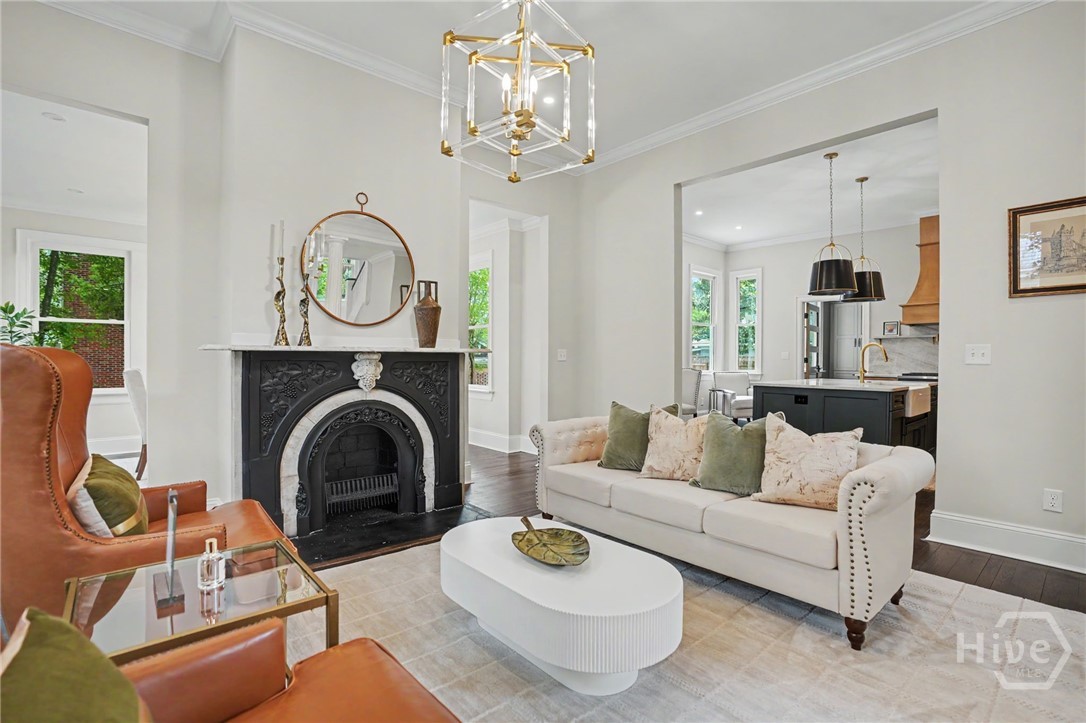 111 E 49th Street, Savannah, GA 31405 Listing Photo  7