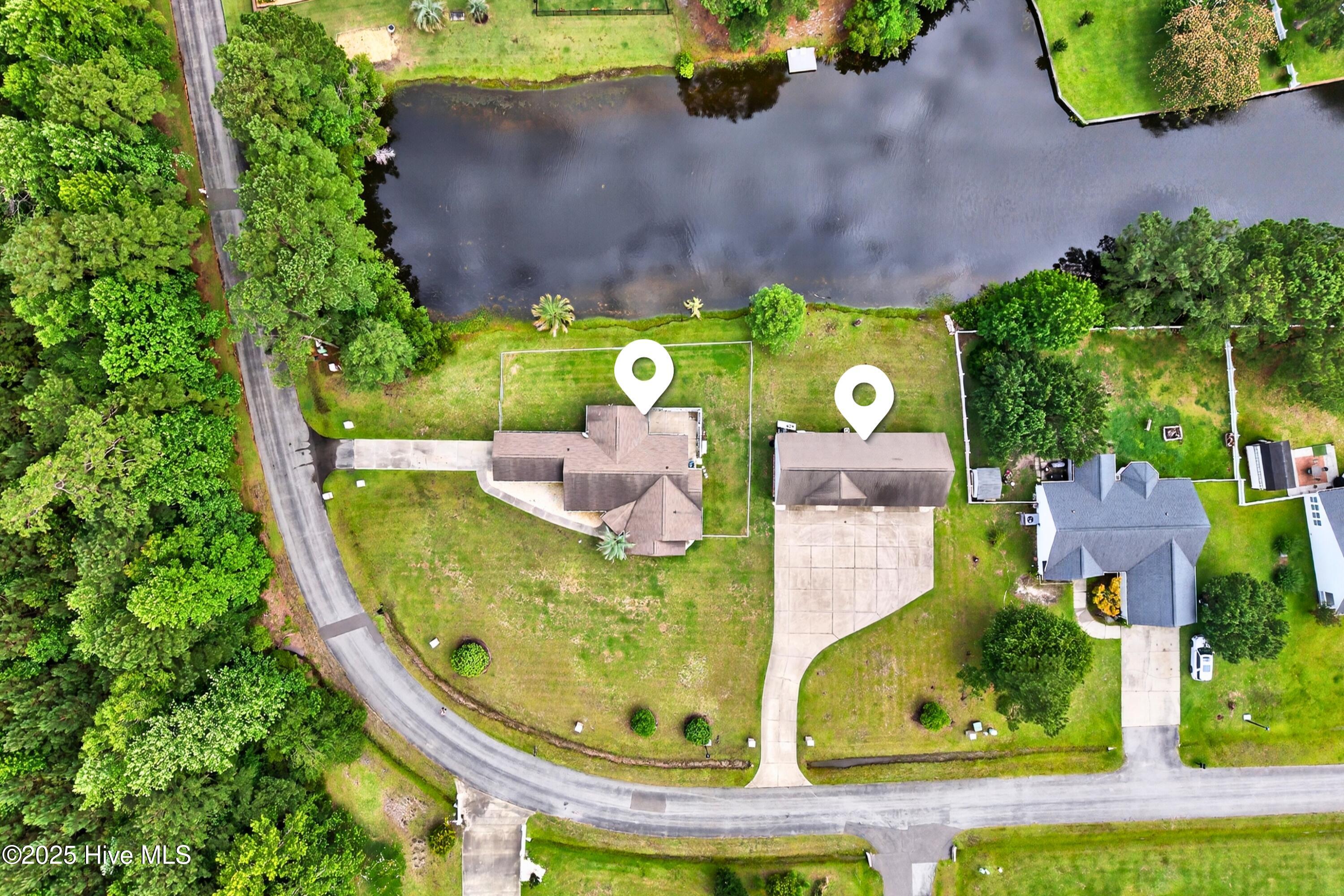 100513022 | Photo 34