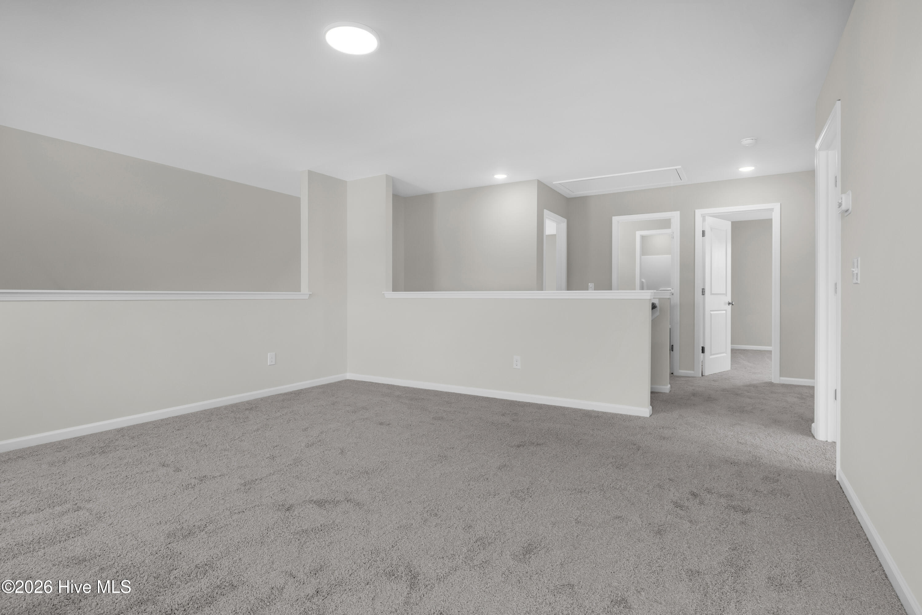 100552791 | Photo 45