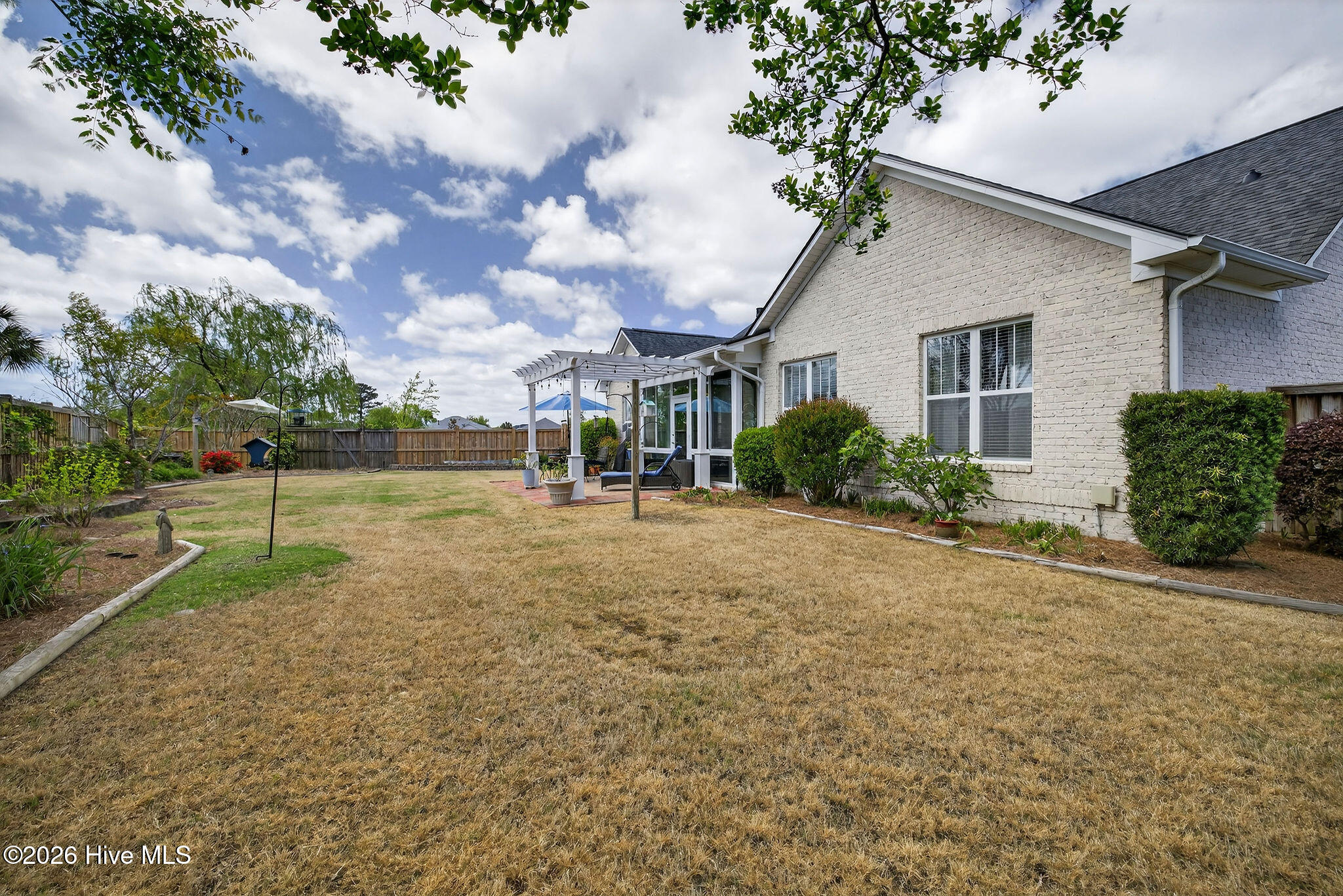 100565729 | Photo 44