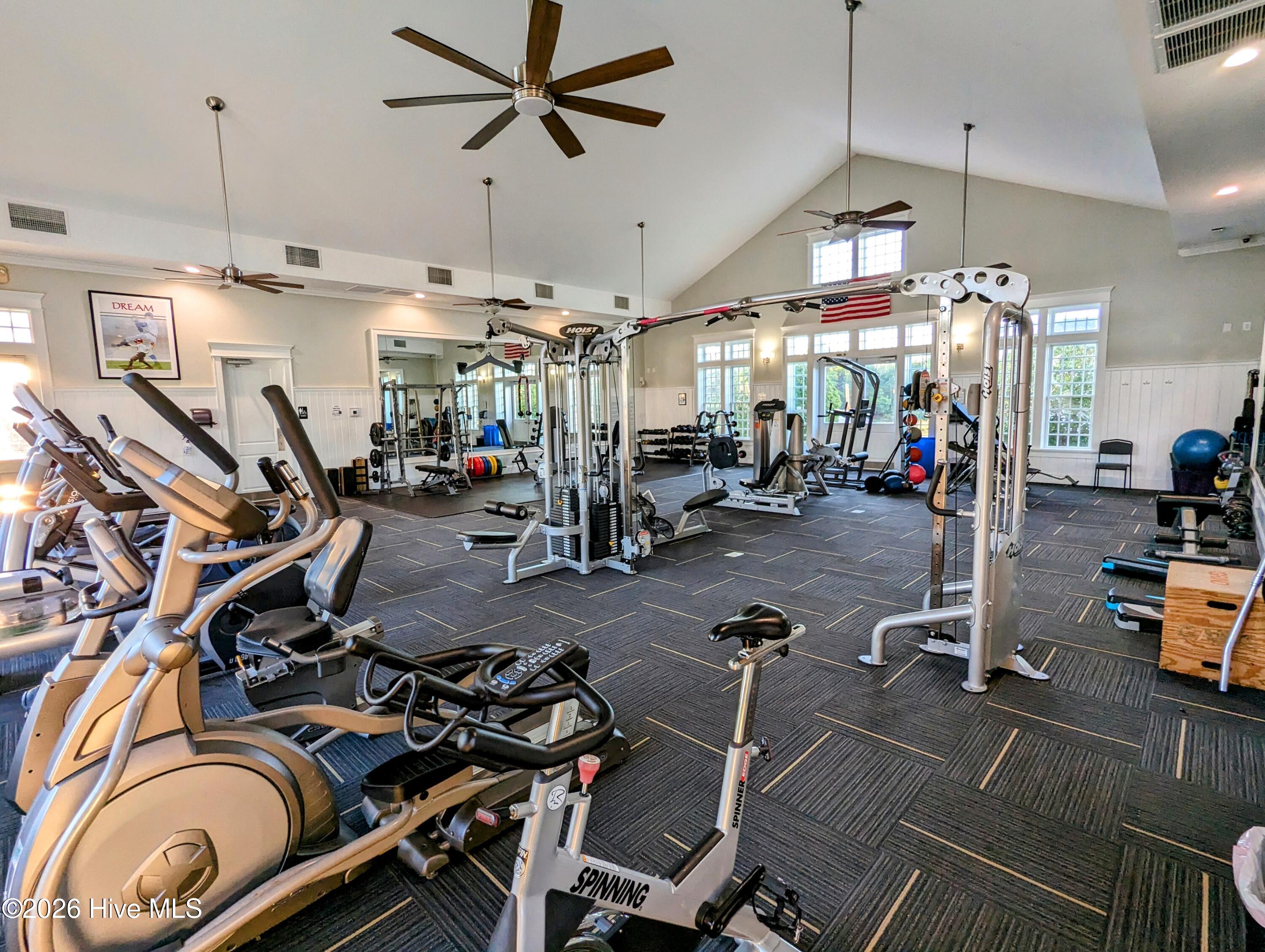 100555178 | Photo 34