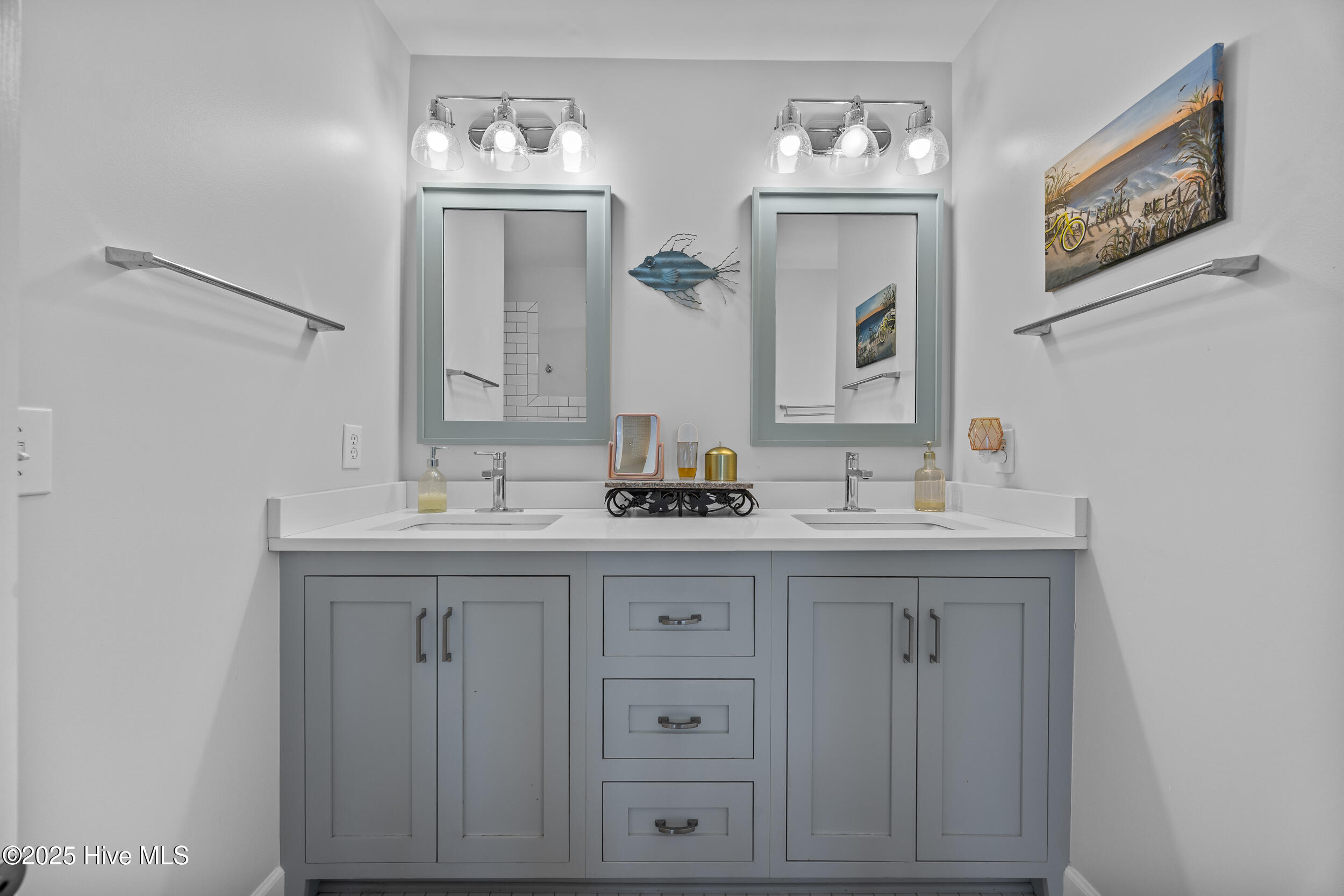 100543159 | Photo 31