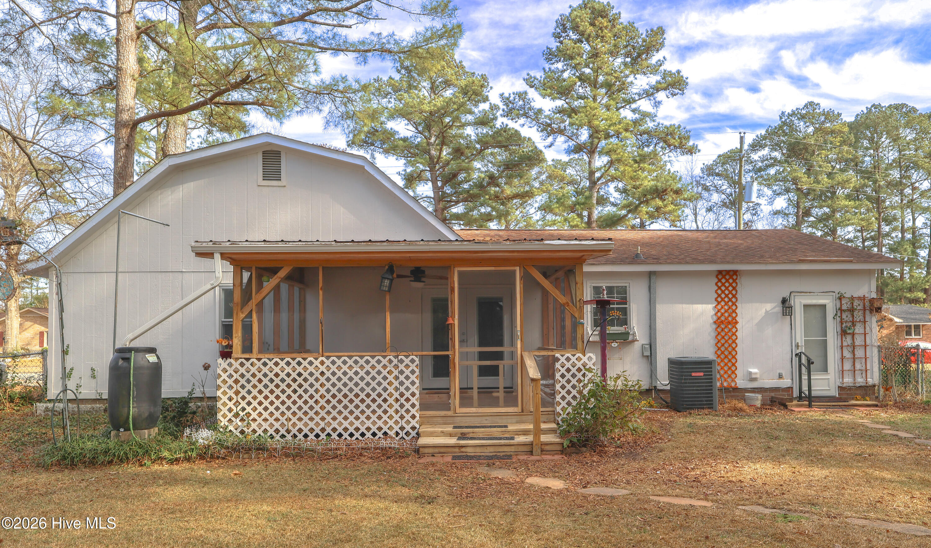 100550161 | Photo 21