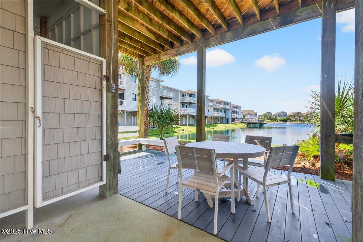 100515123 | Photo 13