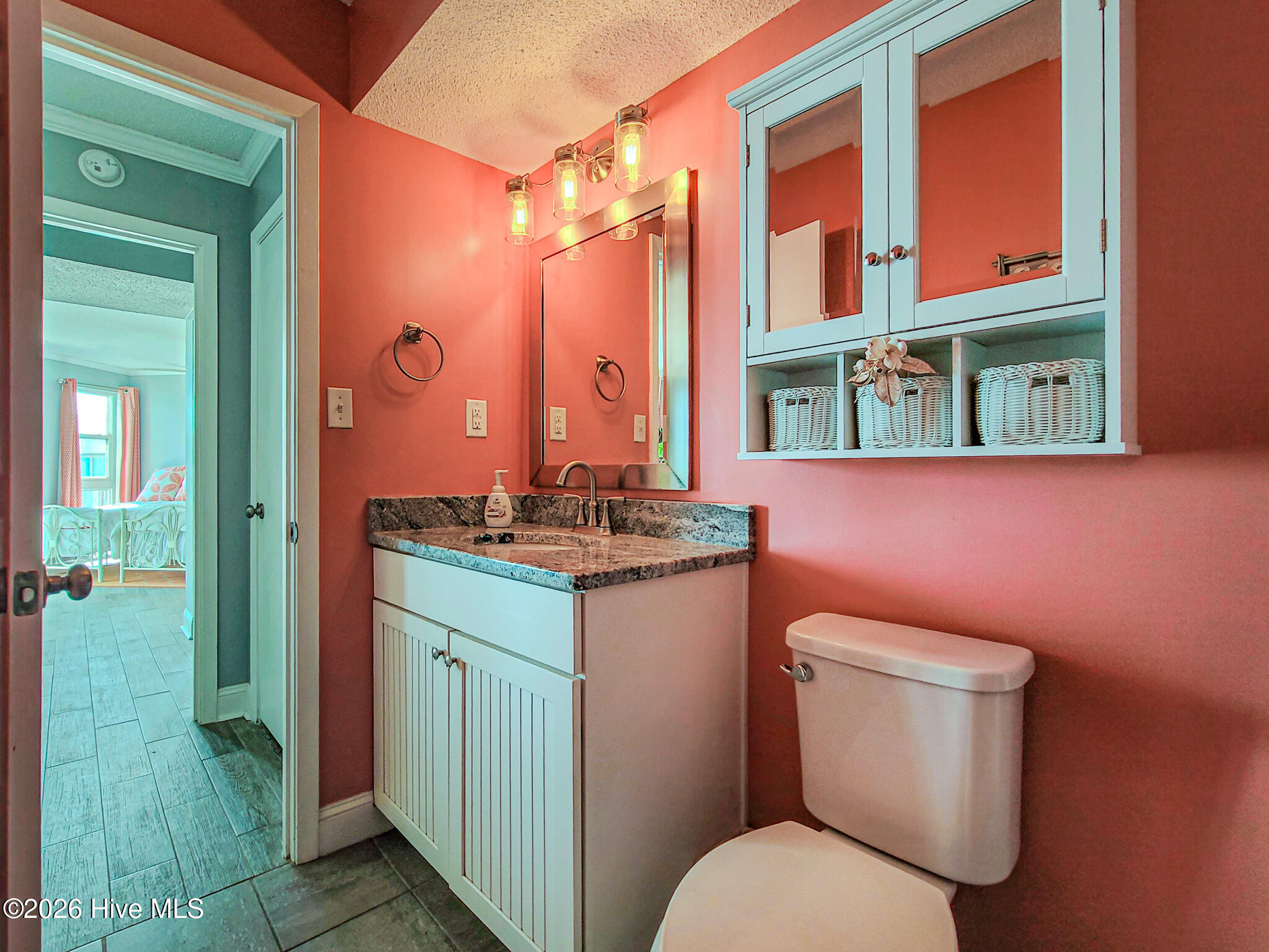 100559074 | Photo 36