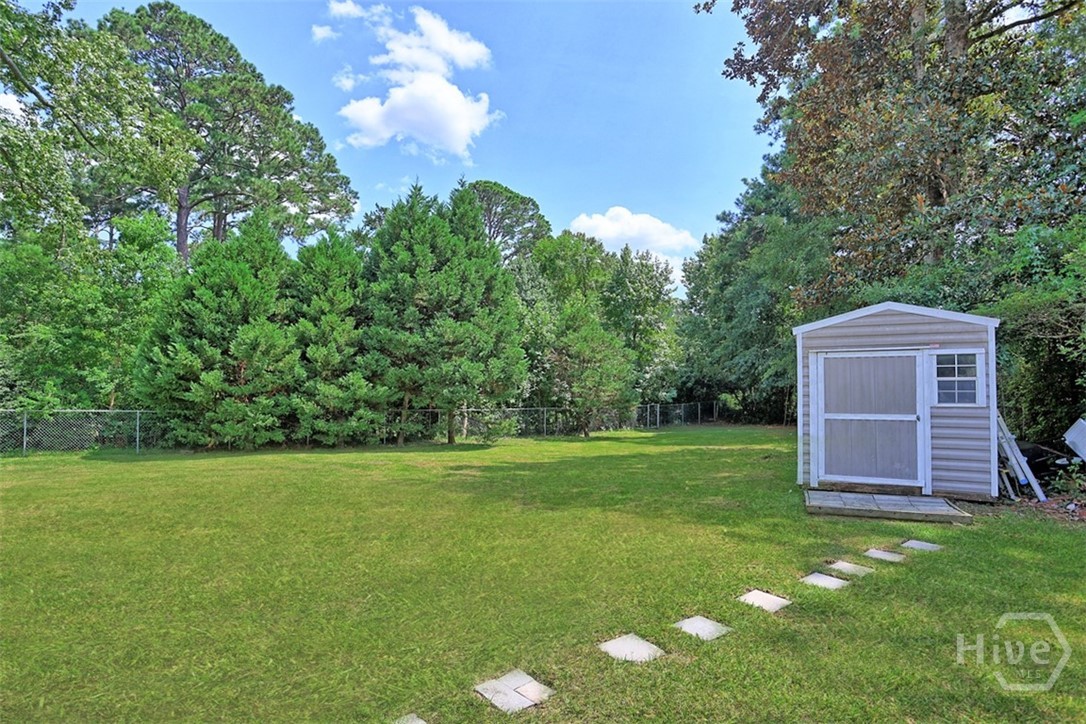 5 Prince Charles Court