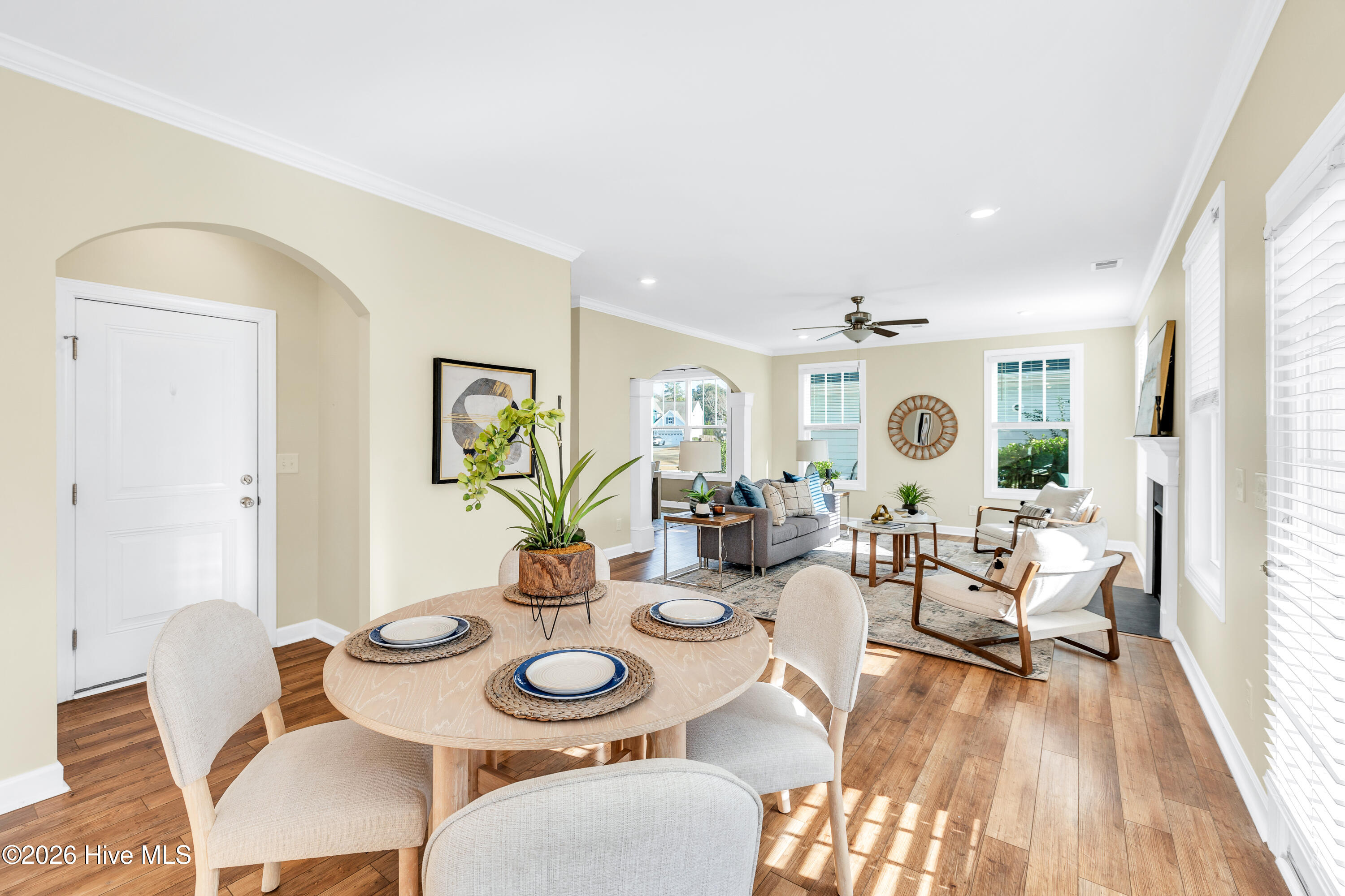 100548253 | Photo 16