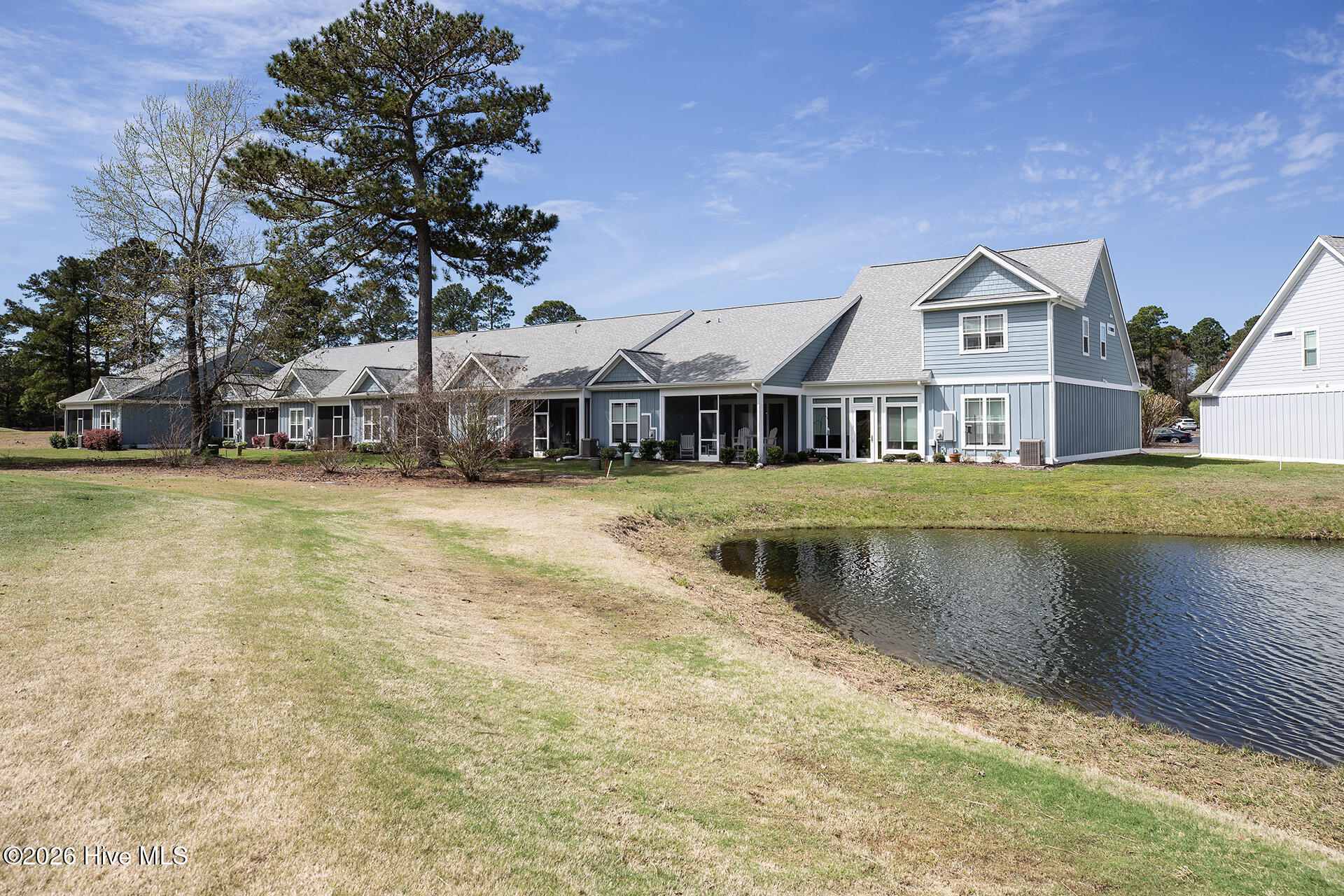 100561954 | Photo 29