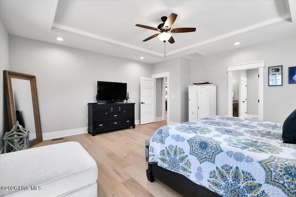 100551251 | Photo 31