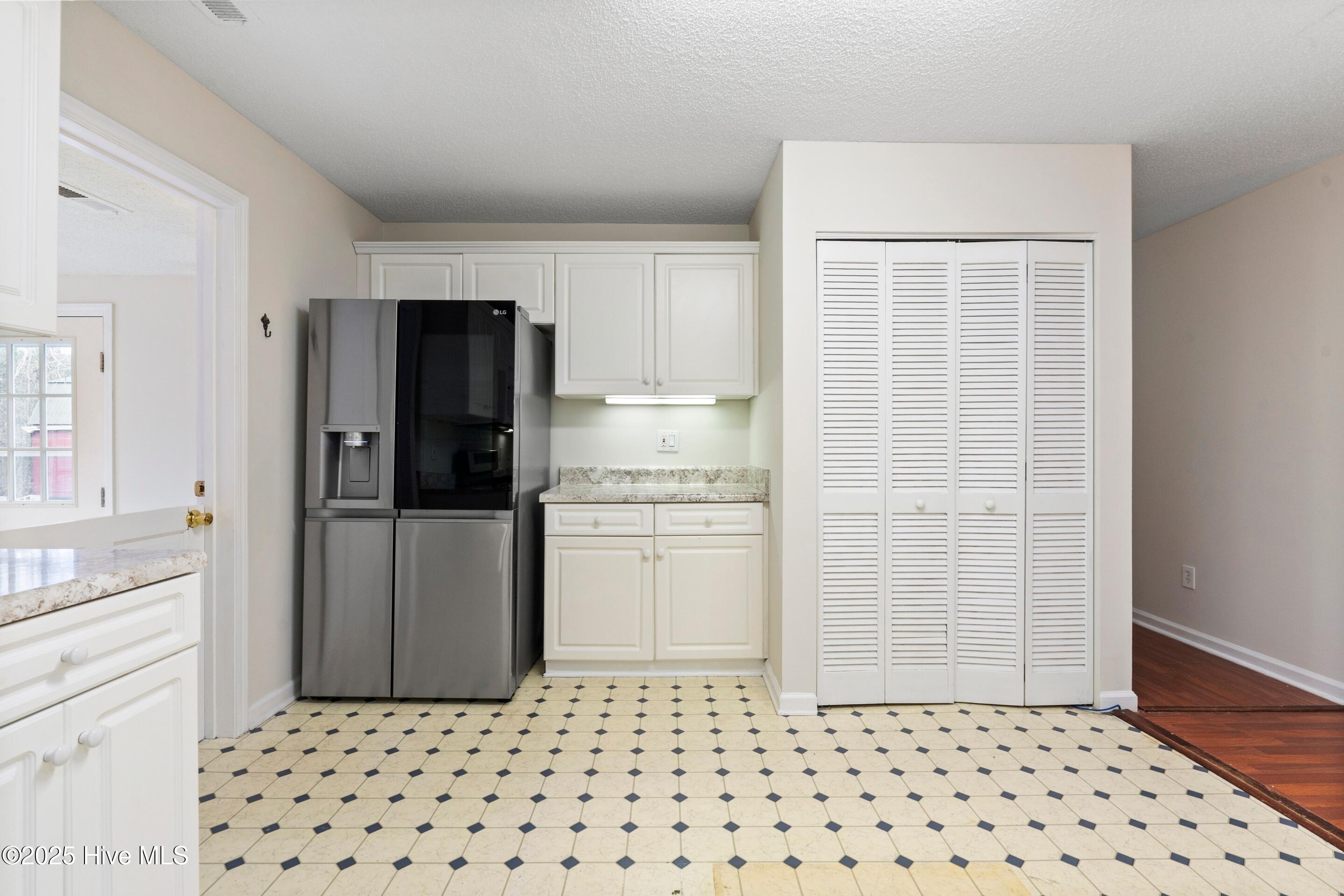 100522461 | Photo 21