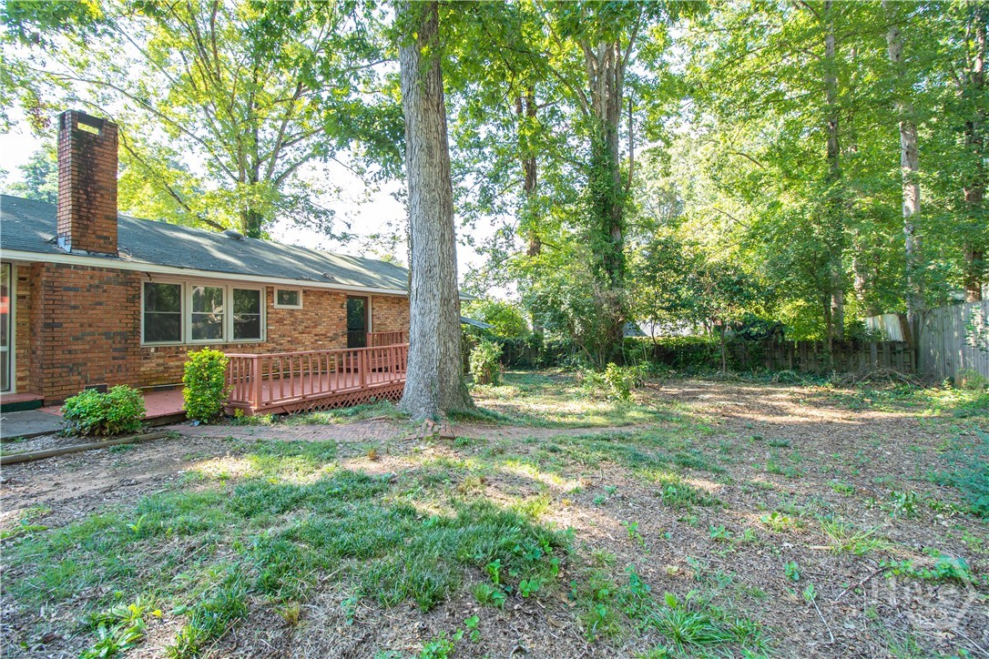 Backyard and Back Deck with Private Fenced In Yard
