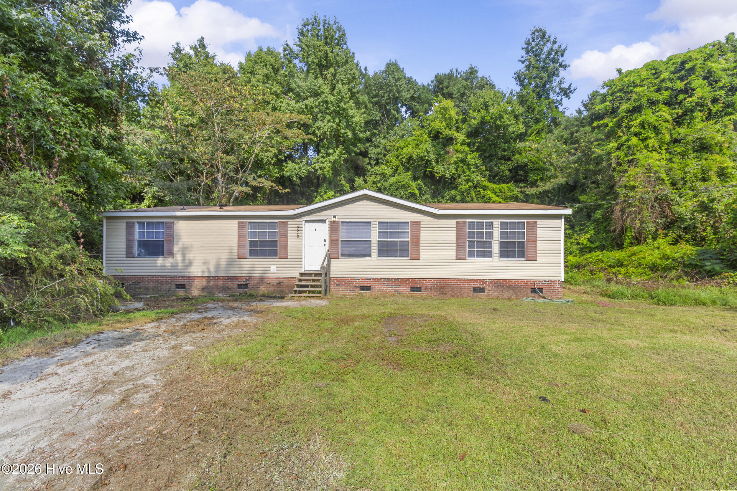 5520 County Line Road,New Bern