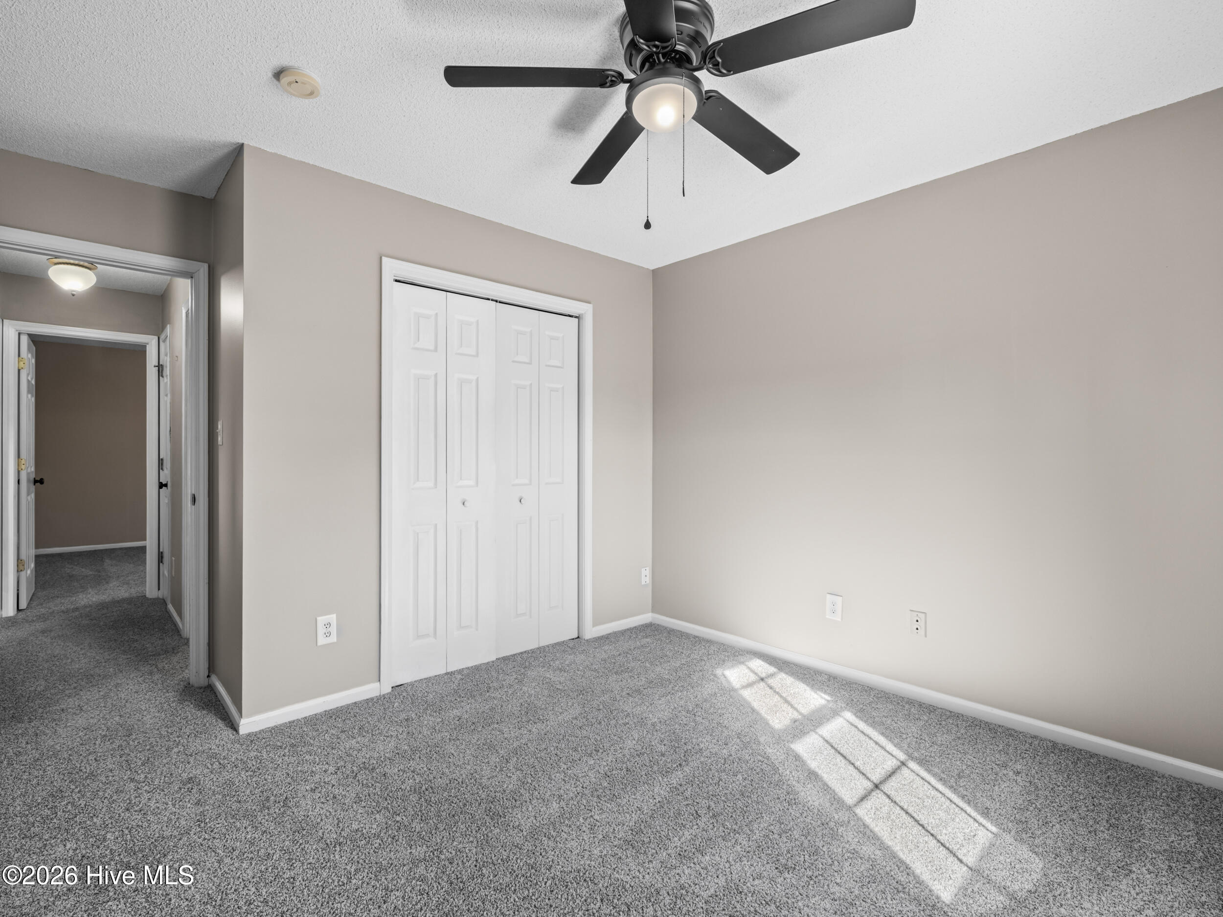 100547559 | Photo 38