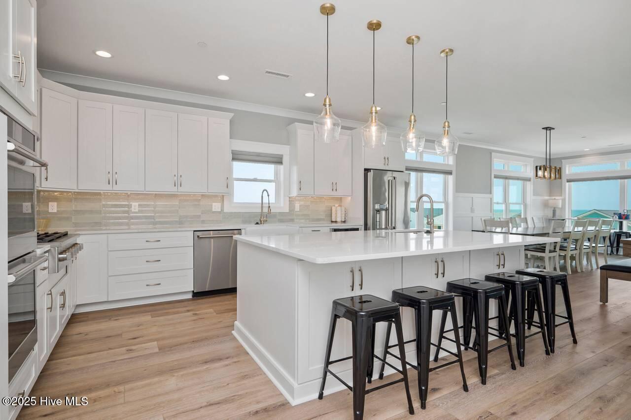 100527522 | Photo 24