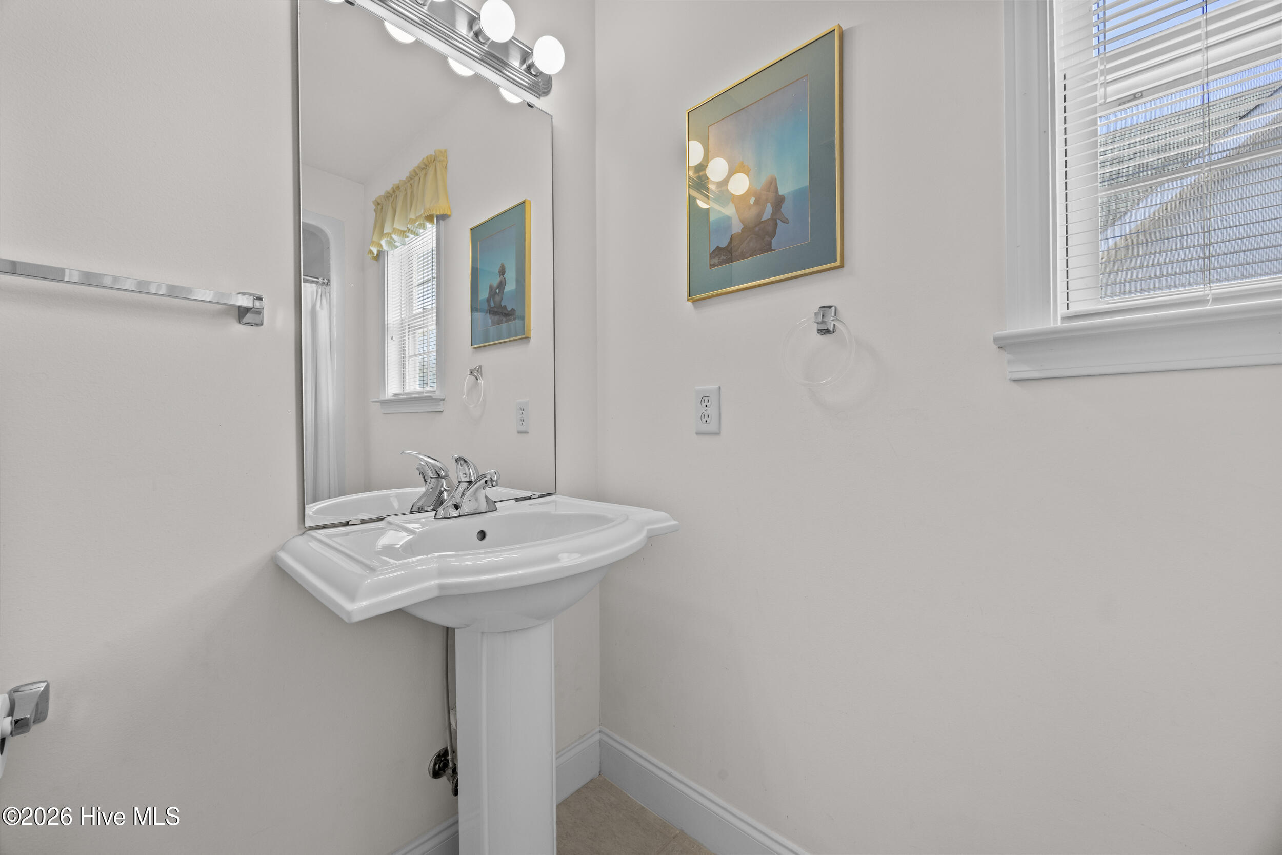 100555445 | Photo 31